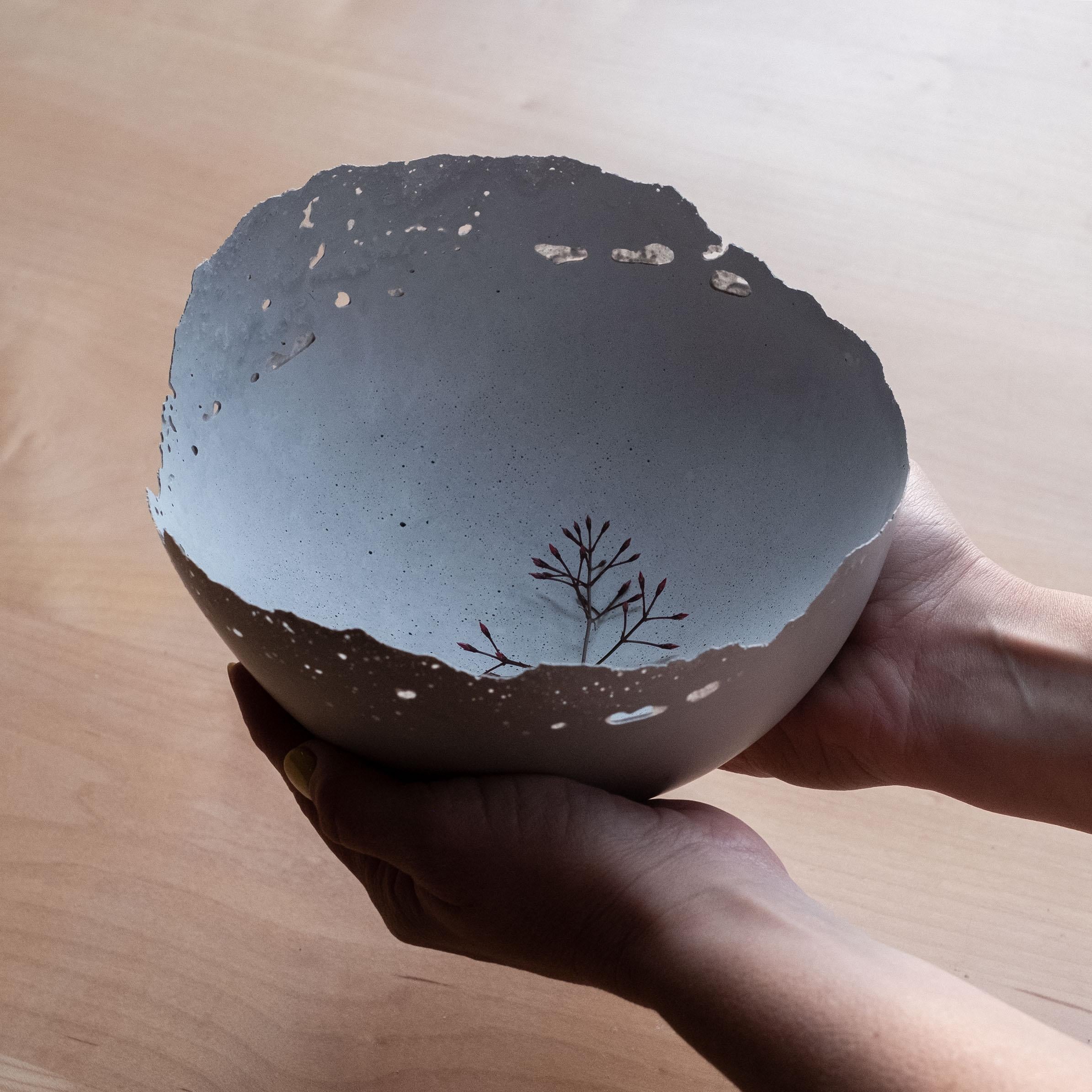 An edition of 150 unique bowls, the concrete Series by UMÉ Studio expresses the tension between heavy concrete and its delicate edge generated by hand pouring. While one assumes concrete should be strong and durable, it is, at its core, fragile.