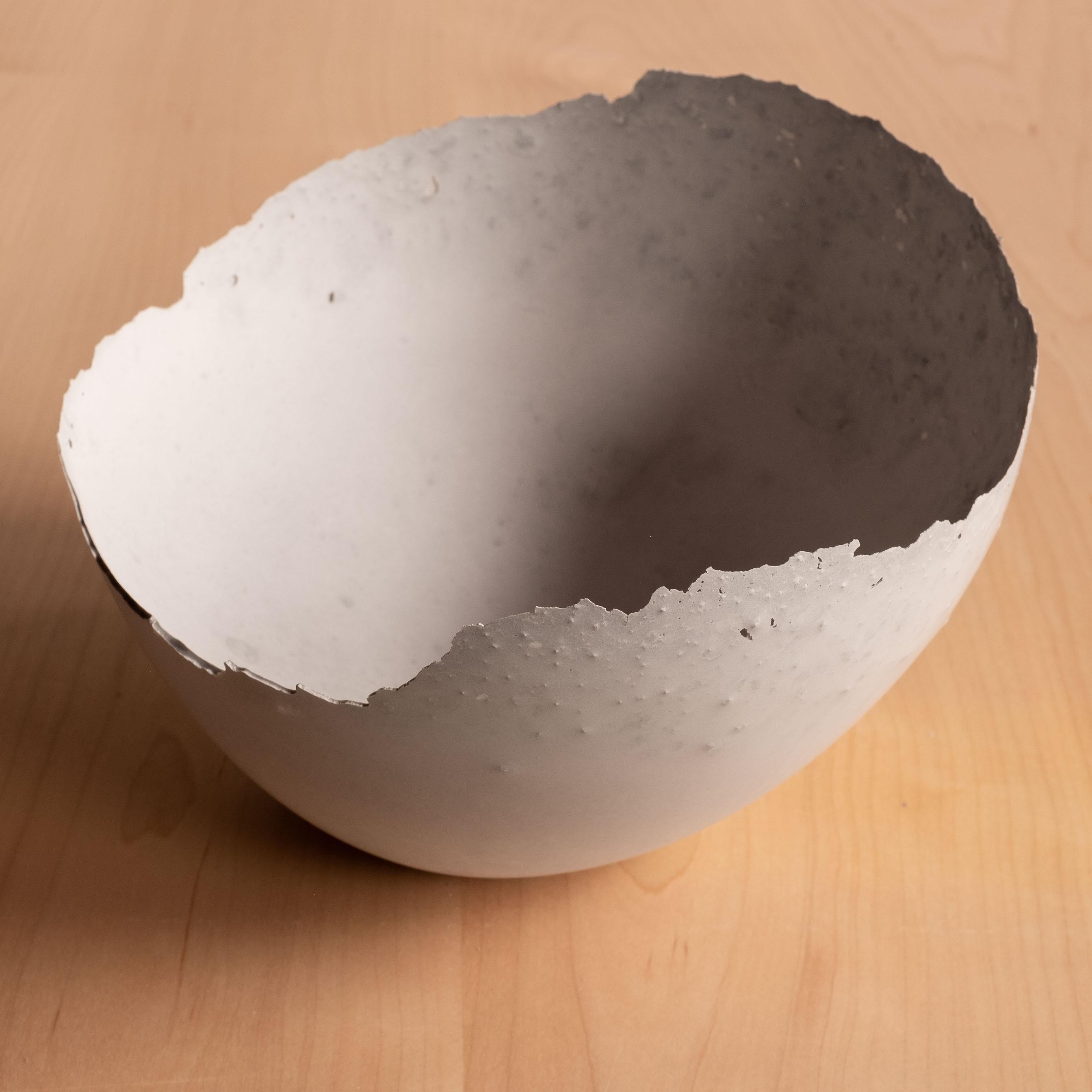 An edition of 150 unique bowls, the concrete Series by UMÉ Studio expresses the tension between heavy concrete and its delicate edge generated by hand pouring. While one assumes concrete should be strong and durable, it is, at its core, fragile.