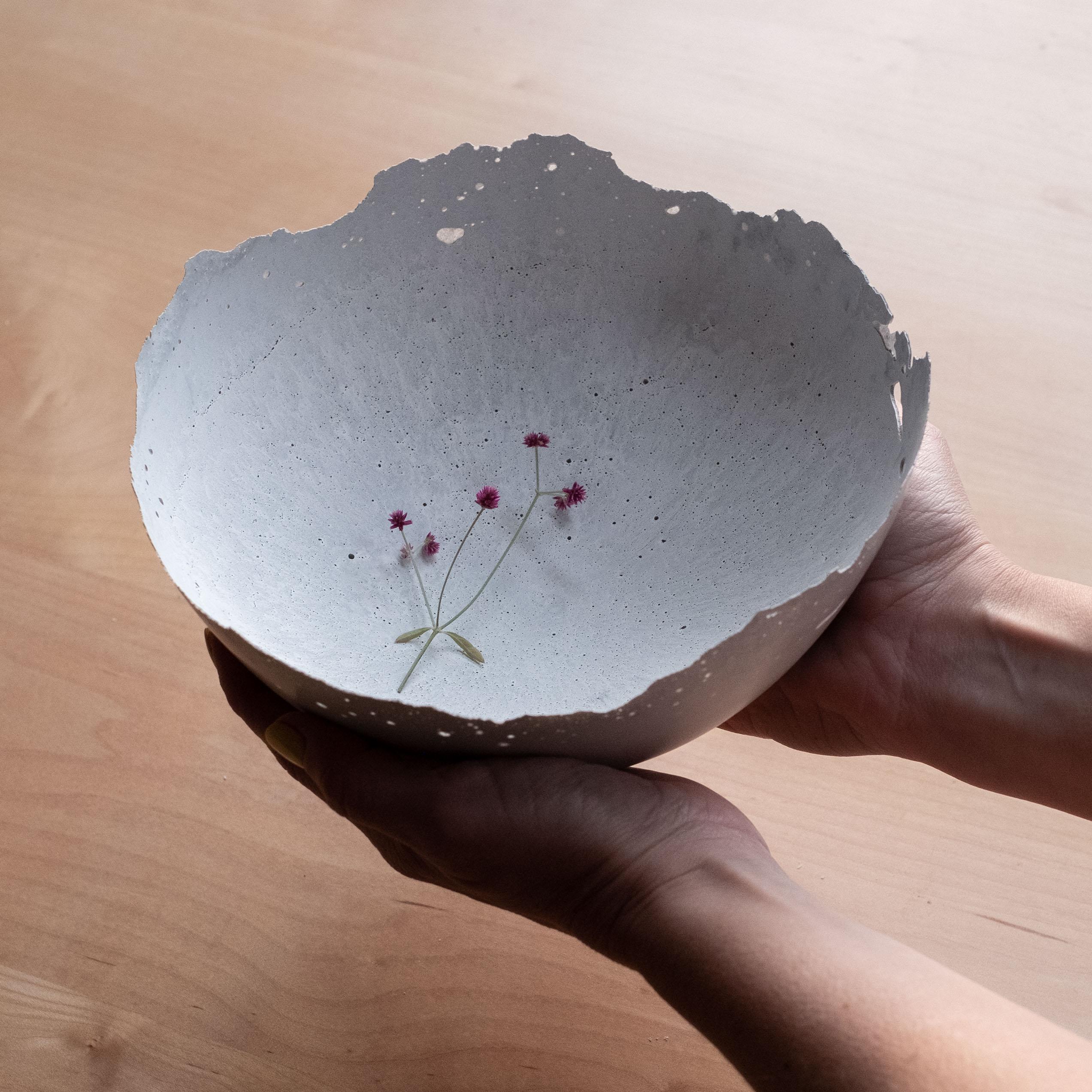 An edition of 150 unique bowls, the concrete Series by UMÉ Studio expresses the tension between heavy concrete and its delicate edge generated by hand pouring. While one assumes concrete should be strong and durable, it is, at its core, fragile.