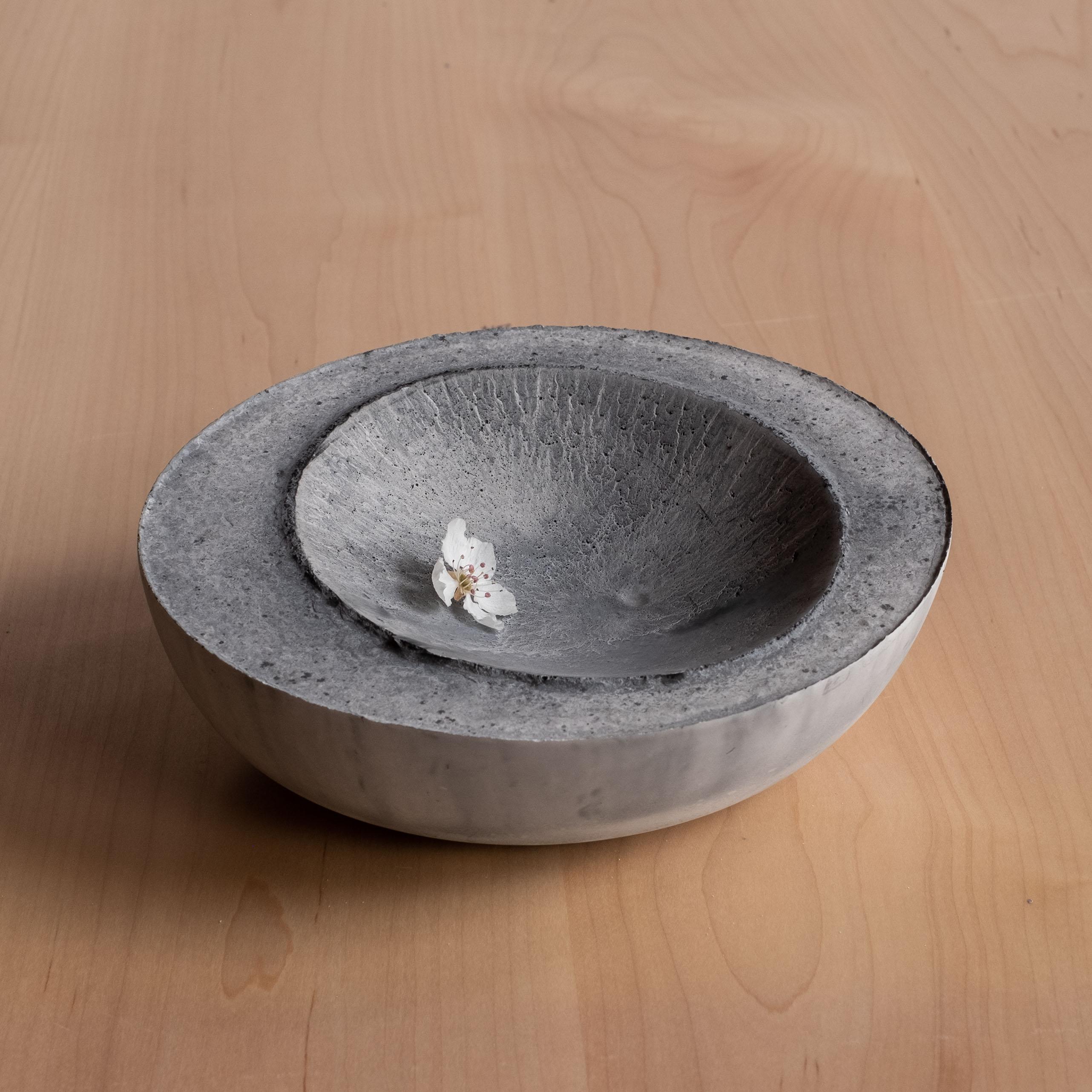 Handmade Cast Concrete Bowl in Grey by Umé Studio In New Condition For Sale In Oakland, CA