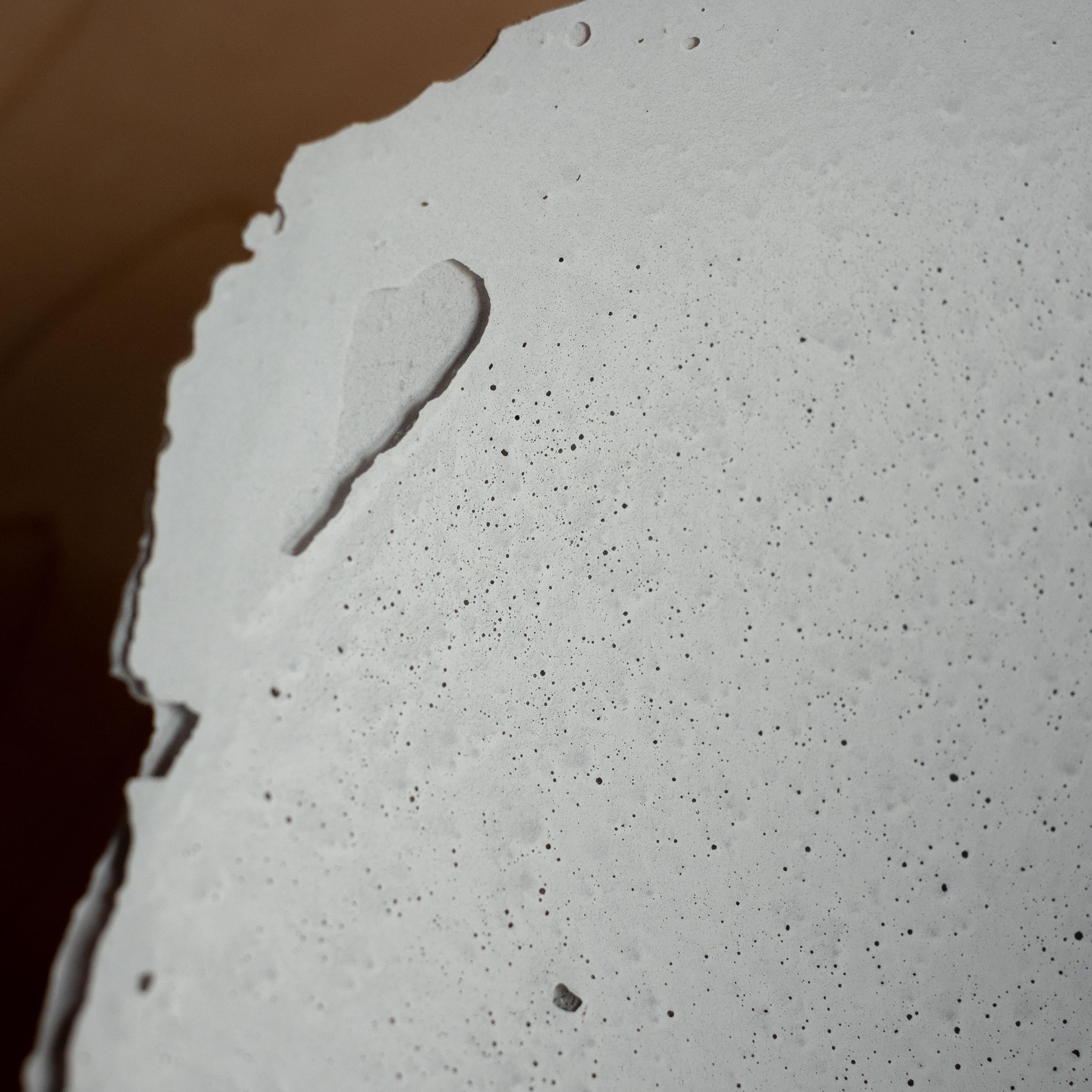 Calcestruzzo Ciotola in cemento fuso a mano in grigio di UME Studio A in vendita