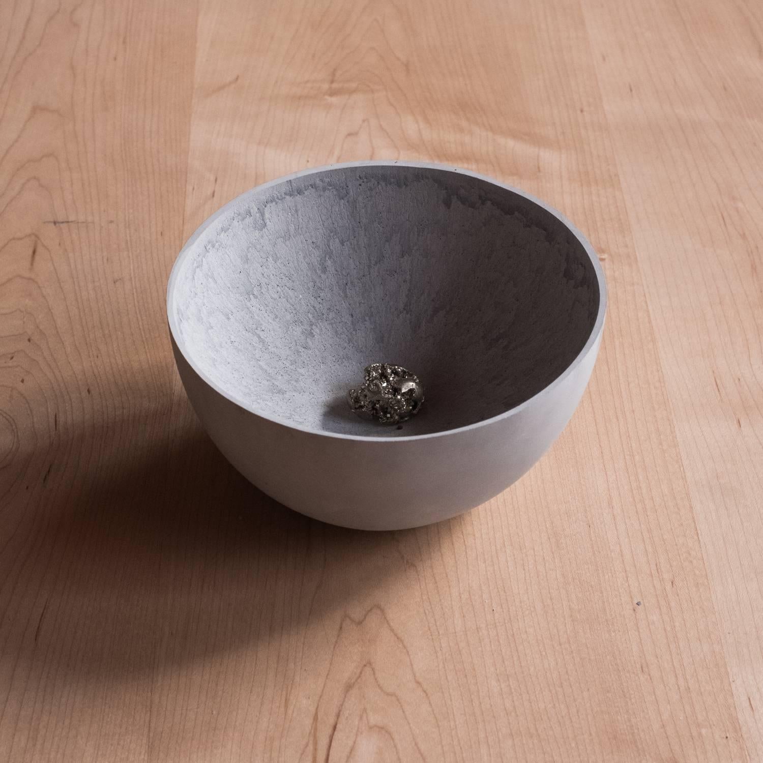 Handmade Cast Concrete Bowl in Grey by UMÉ Studio For Sale 3