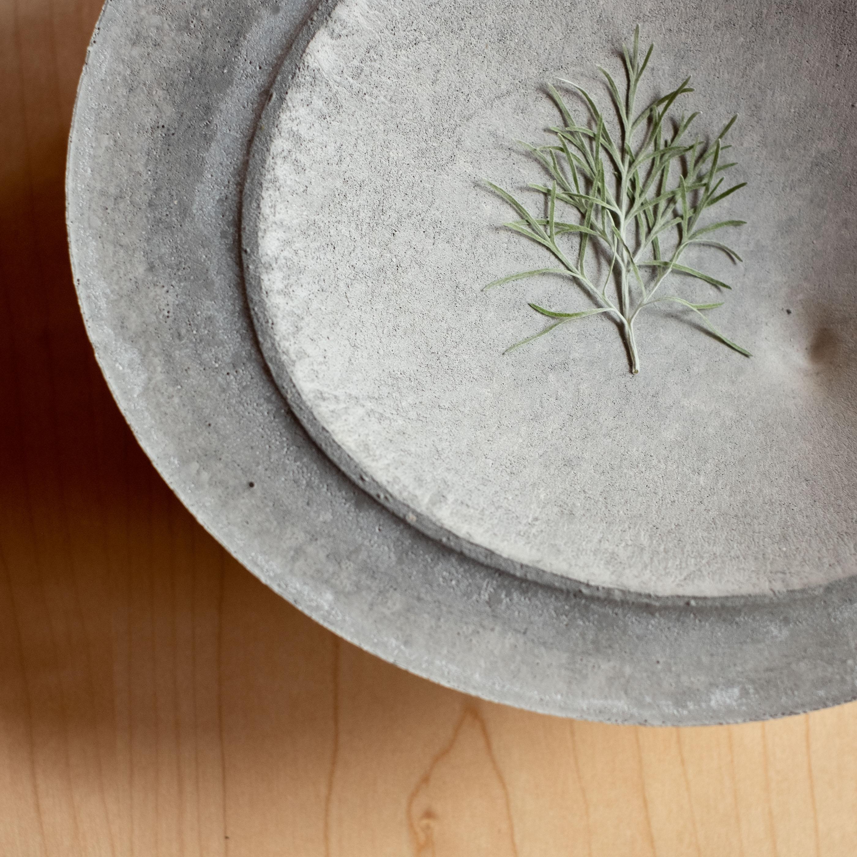 Handmade Cast Concrete Bowl in Grey by Umé Studio For Sale 3