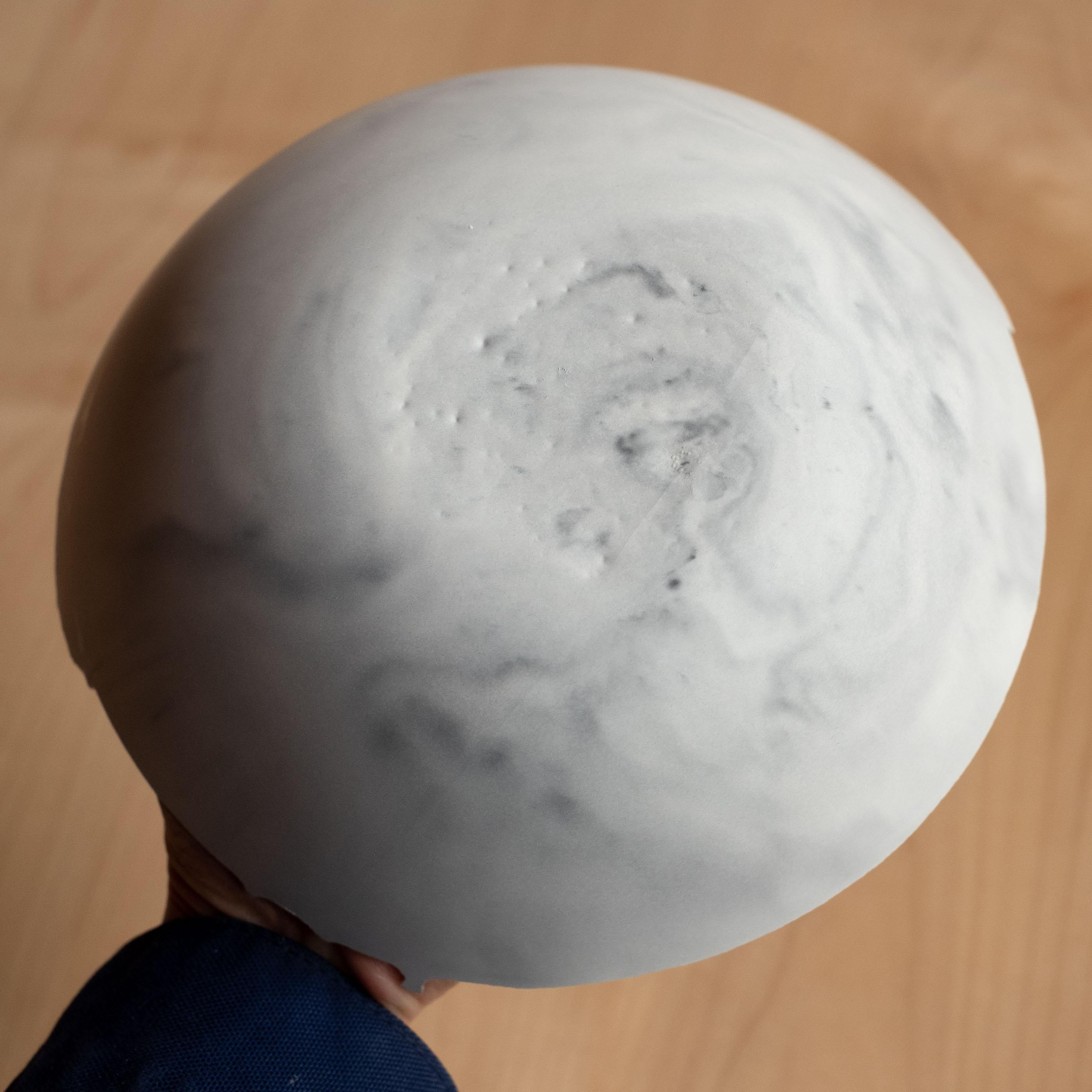 Handgefertigte Schale aus Gussbeton in Grau von UME Studio im Angebot 1