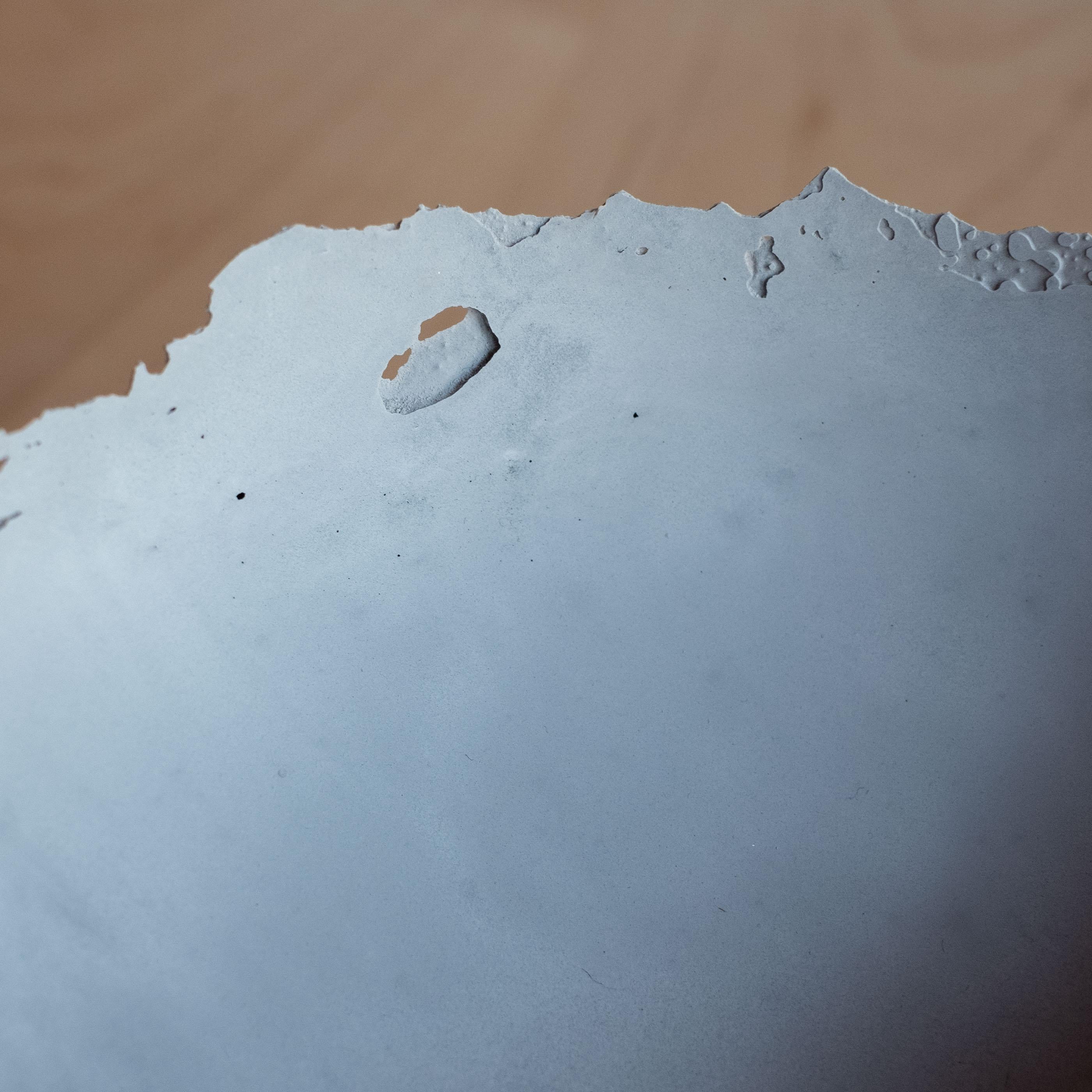 Bol gris en béton moulé à la main par UME Studio en vente 1