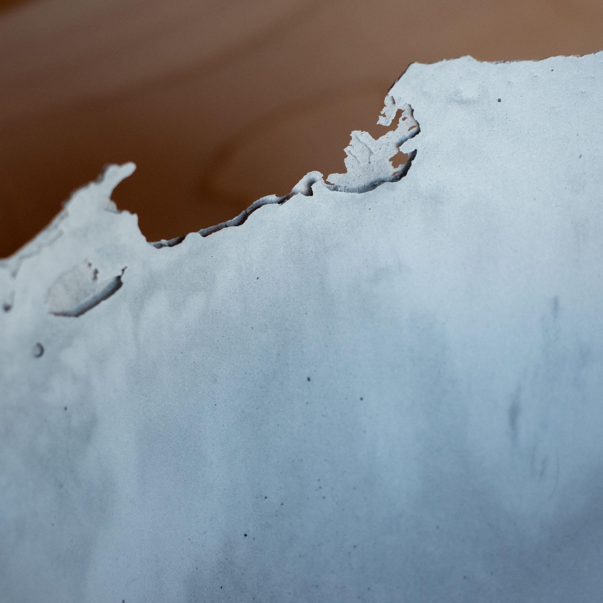 Bol gris en béton moulé à la main par UME Studio en vente 1