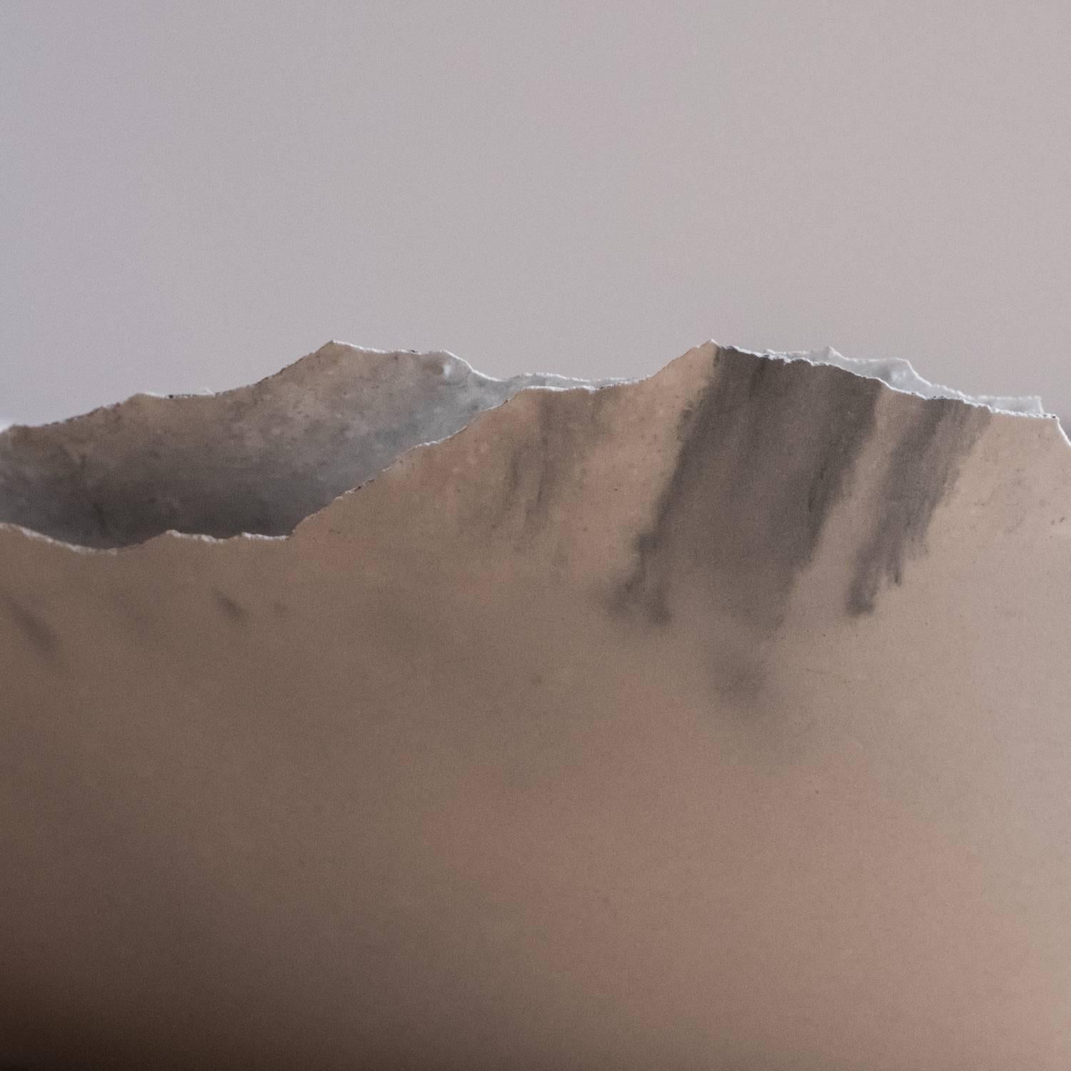 Handgefertigte Schale aus Gussbeton in Grau von UMÉ Studio im Angebot 2