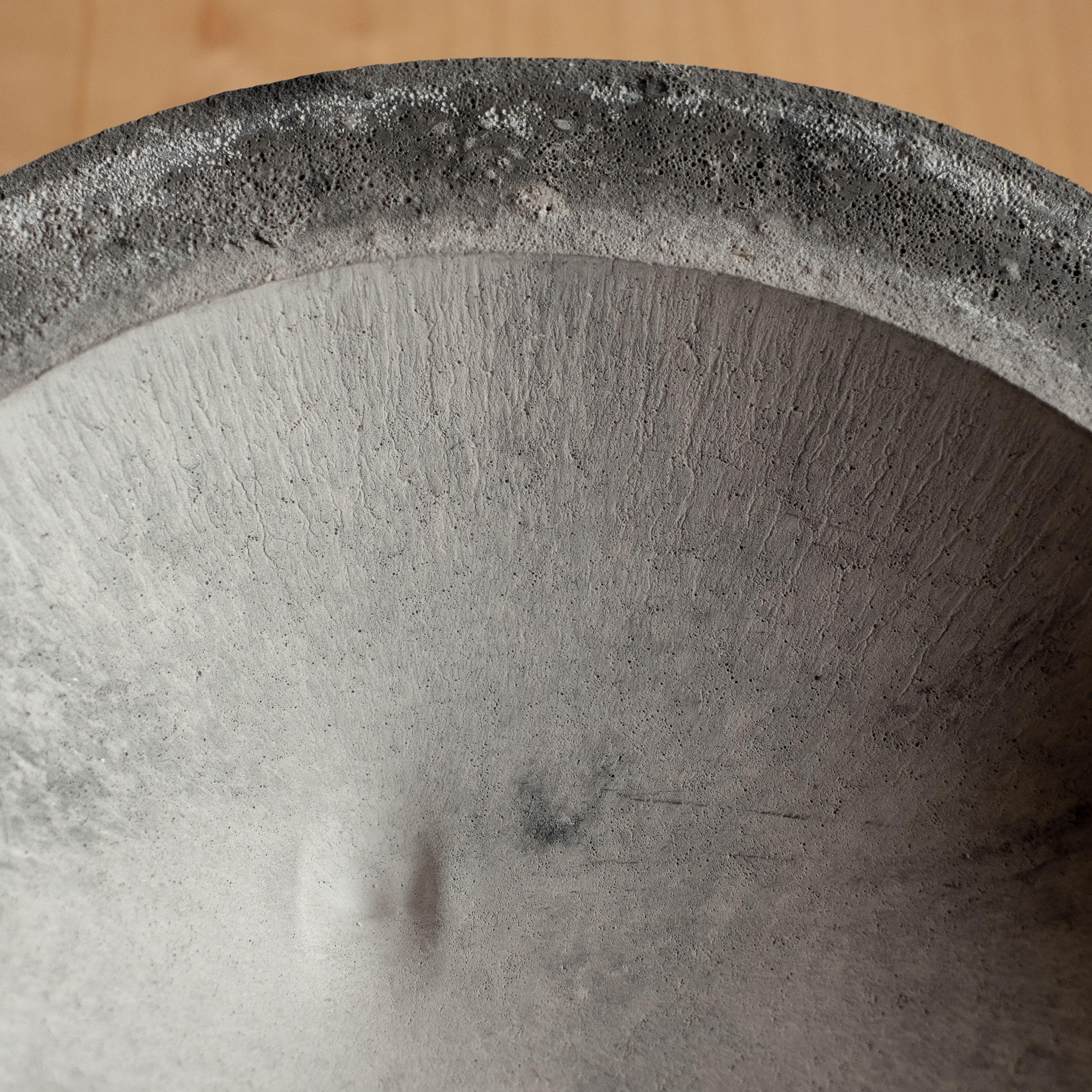 Handmade Cast Concrete Bowl in Grey by Umé Studio For Sale 4