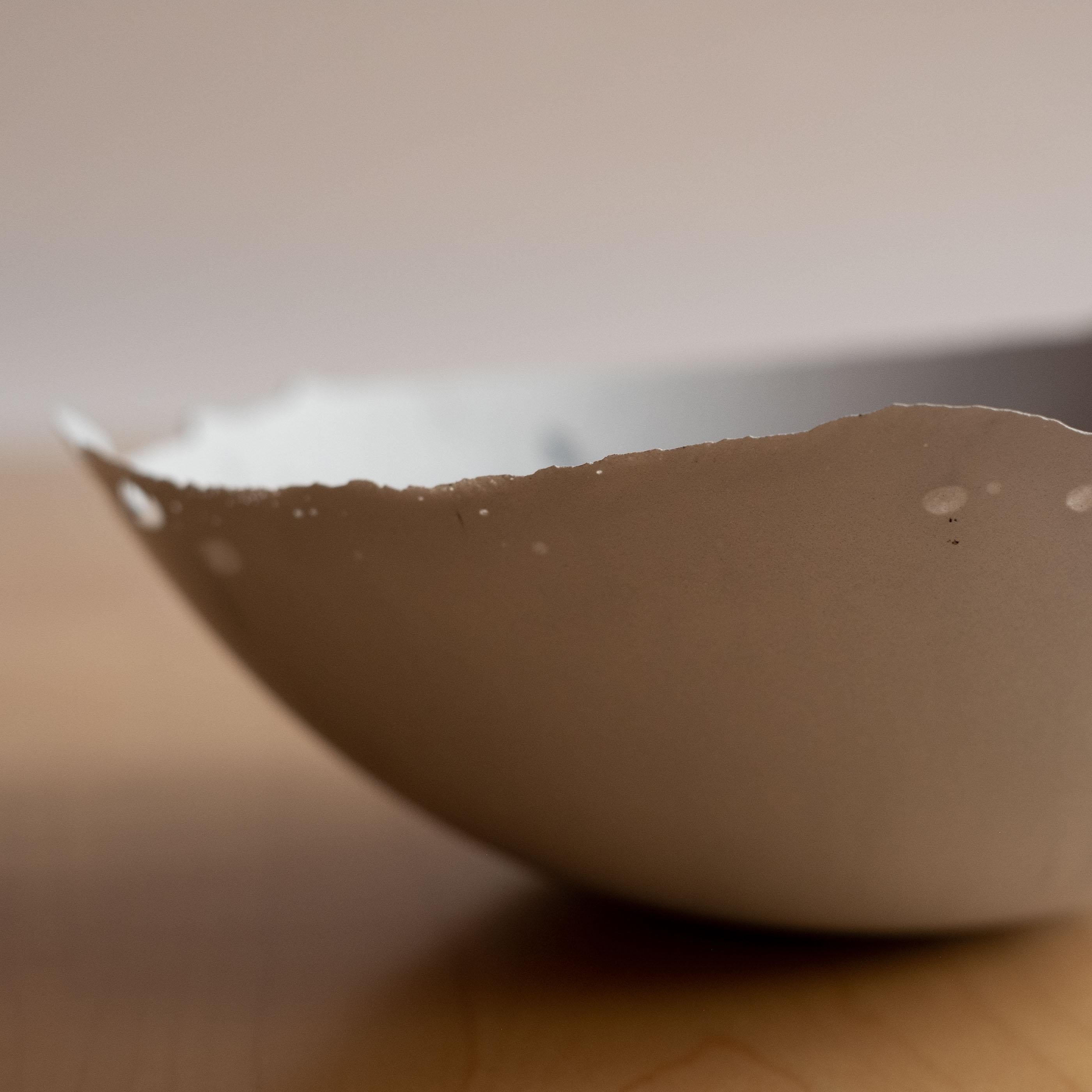 Cuenco de hormigón gris hecho a mano por UME Studio en venta 2