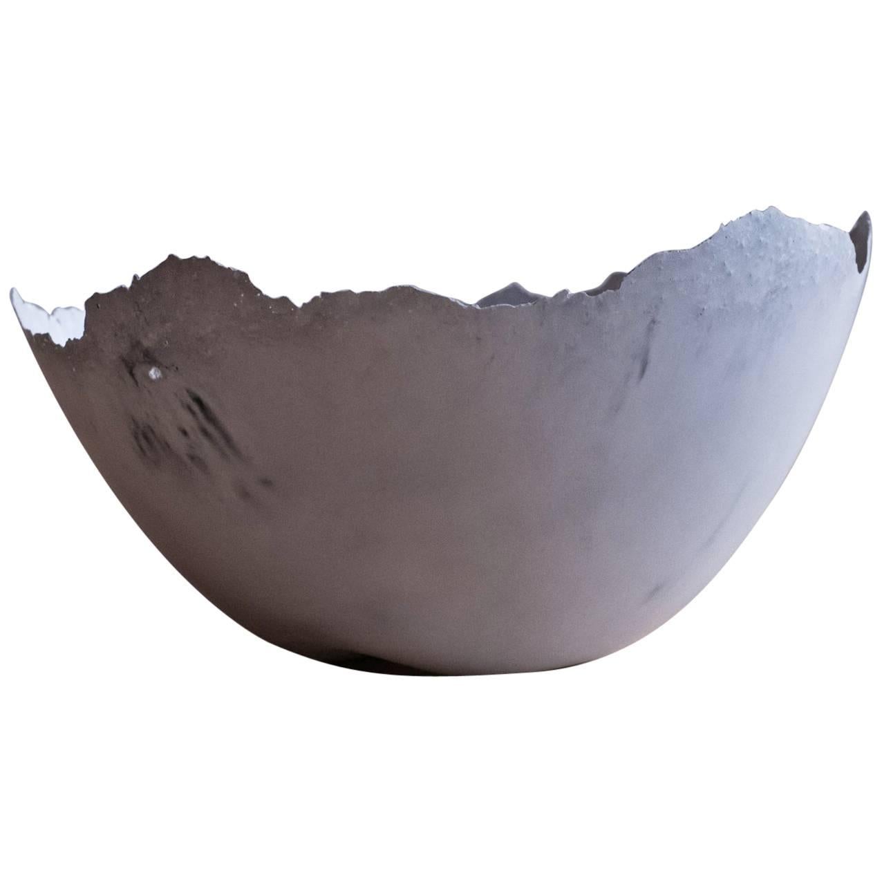 Bol en béton moulé gris fait à la main par UMÉ Studio