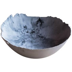Cuenco de hormigón gris hecho a mano por UMÉ Studio