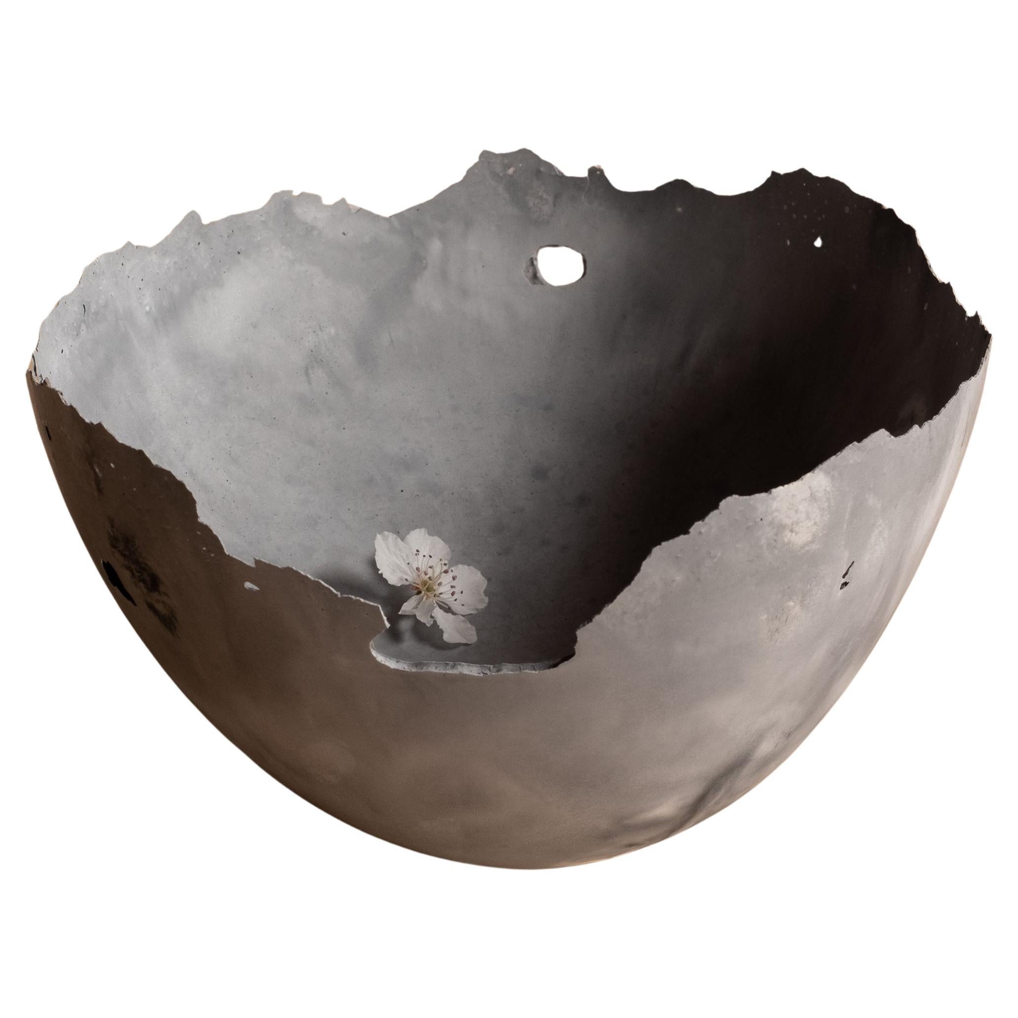 Handgefertigte Schale aus Gussbeton in Grau von UME Studio
