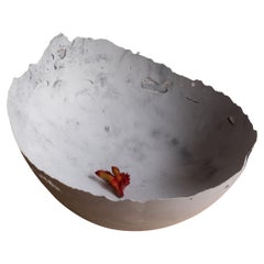 Bol gris en béton moulé à la main par UME Studio