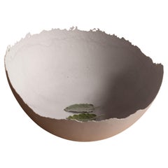 Bol gris en béton moulé à la main par UME Studio
