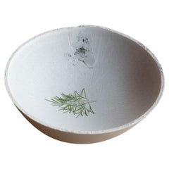 Bol gris en béton moulé à la main par UME Studio