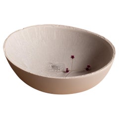 Bol gris en béton moulé à la main par UME Studio