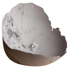 Bol gris en béton moulé à la main par UME Studio