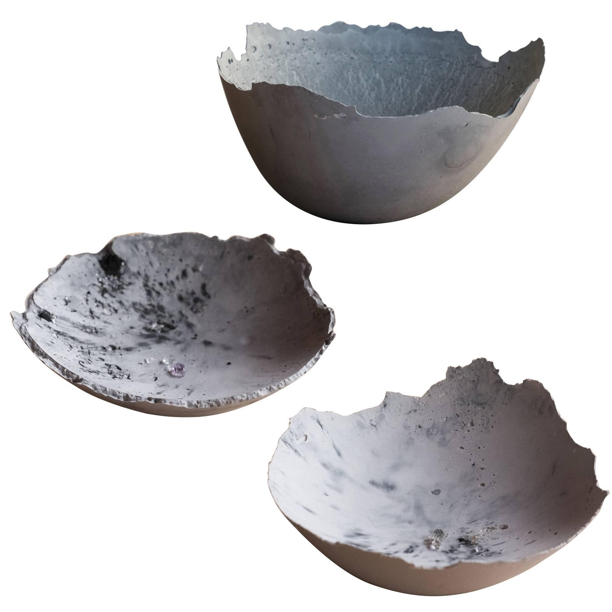 Handmade Cast Concrete Bowl in White and Grey by UMÉ Studio, Set of Three For Sale
