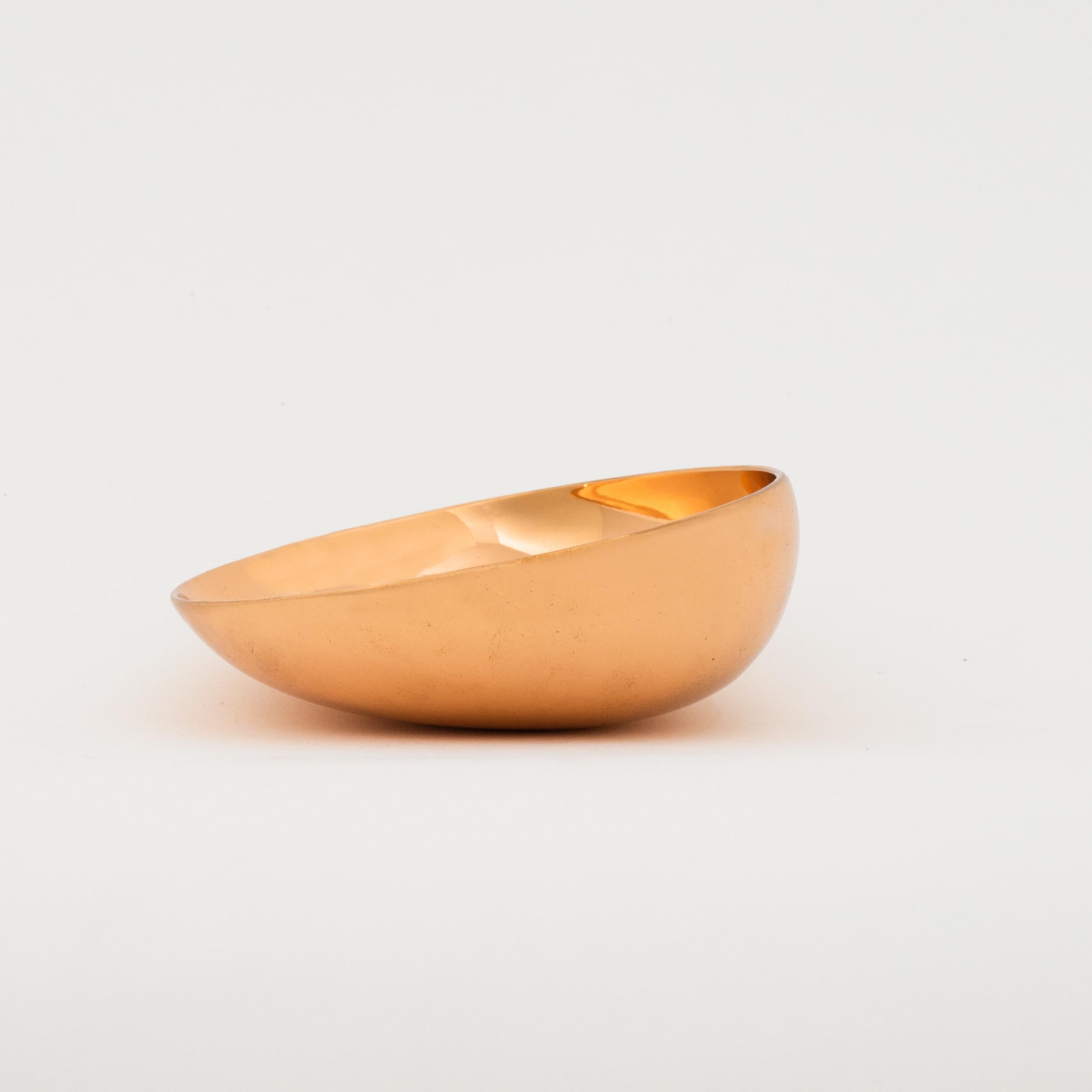 Organic Modern Hand-Cast Polished Bronze Indian Bowl, Vide-Poche For Sale