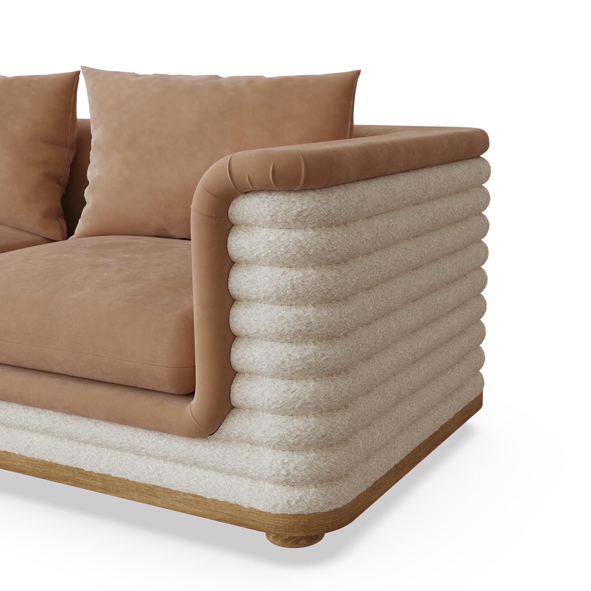 Handgefertigtes Céline Sofa mit Samtpolsterung und Eichengestell by Nolita Harbour (Organische Moderne) im Angebot