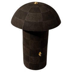 Handgefertigte schwarz karierte Pilzlampe aus Keramik