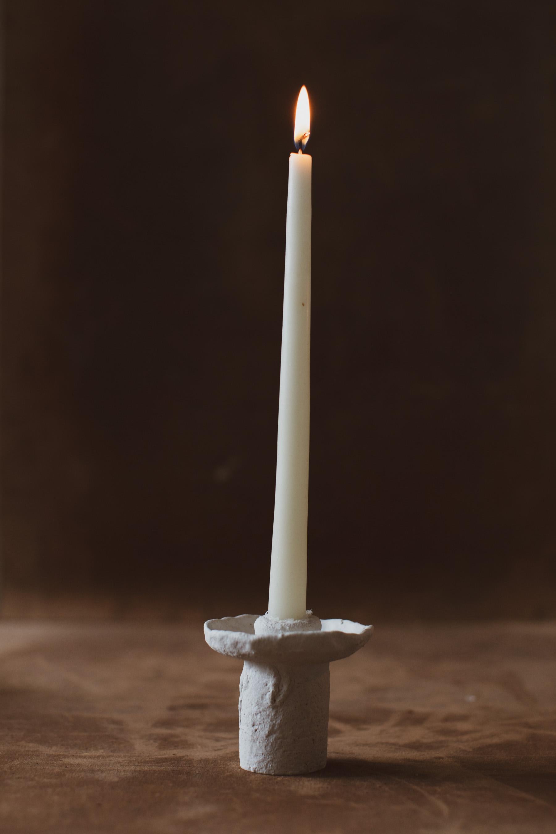 Handgefertigte Kerzenständer aus Keramik von Mugly, NYC (amerikanisch) im Angebot