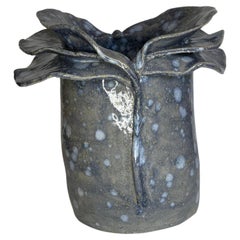 Handmade Ceramic Vase "Vulva" by Artist Daenerys Sluijk - Objects of Dialogue