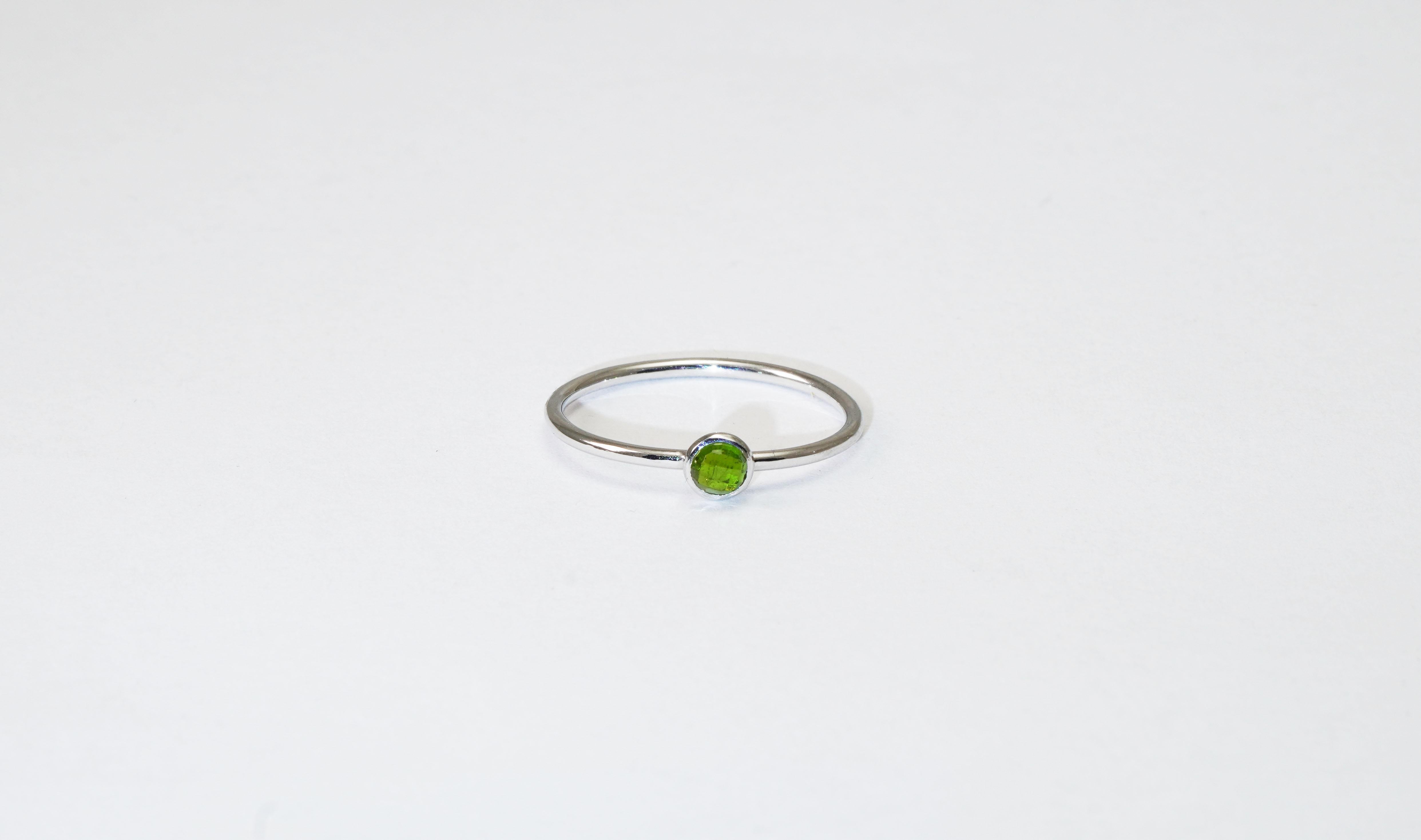 Handmade Chrome Diopside Ring In New Condition For Sale In София, BG