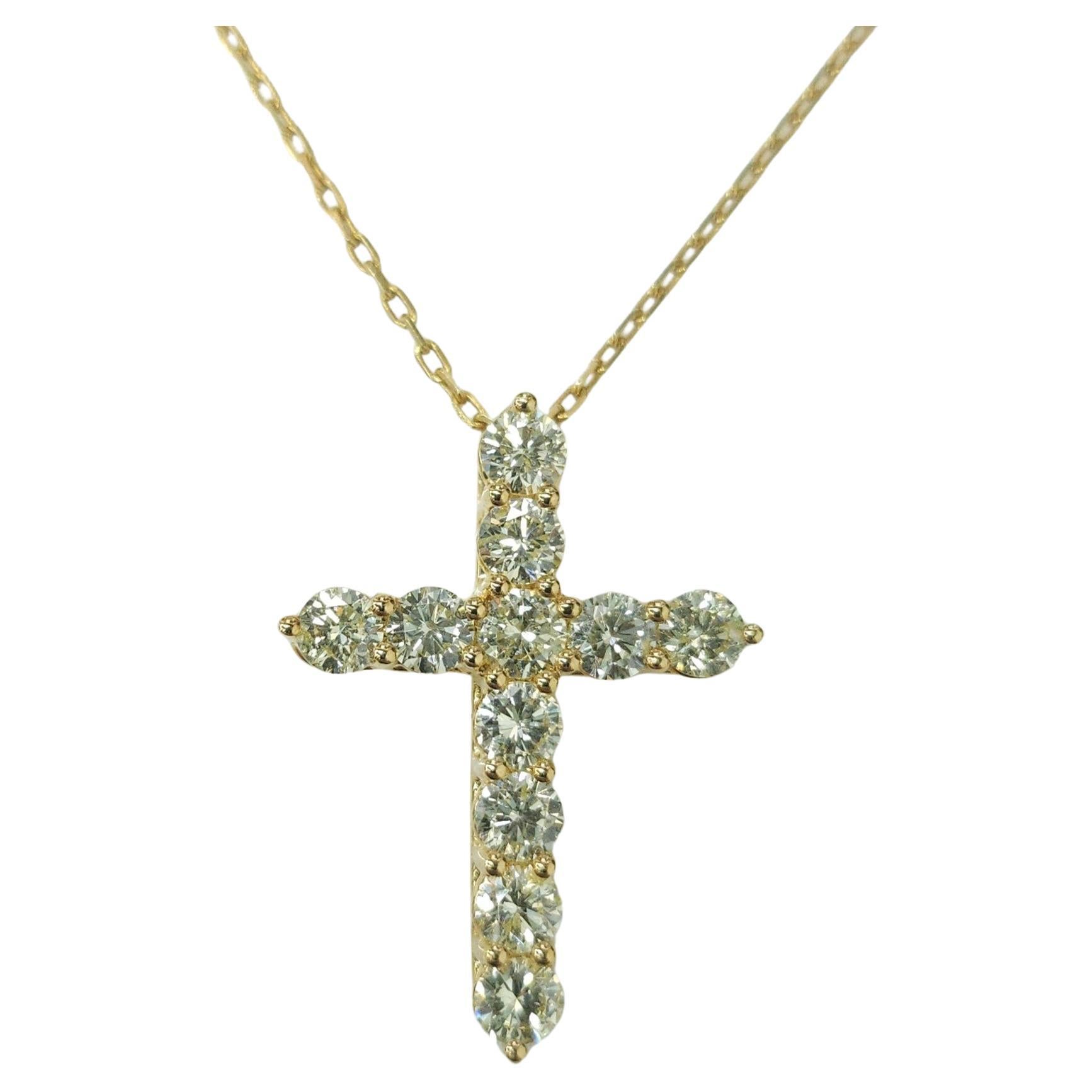 1.57 Carat Natural Round Cut Diamond Cross Pendant in 18K Yellow Gold  For Sale