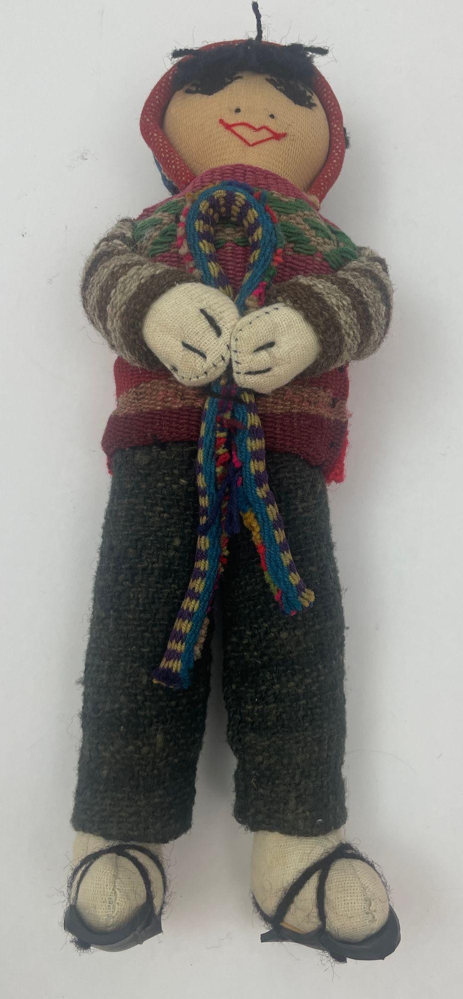 Tessuto Bambole Cusco Peruviane da collezione fatte a mano anni '60 in vendita