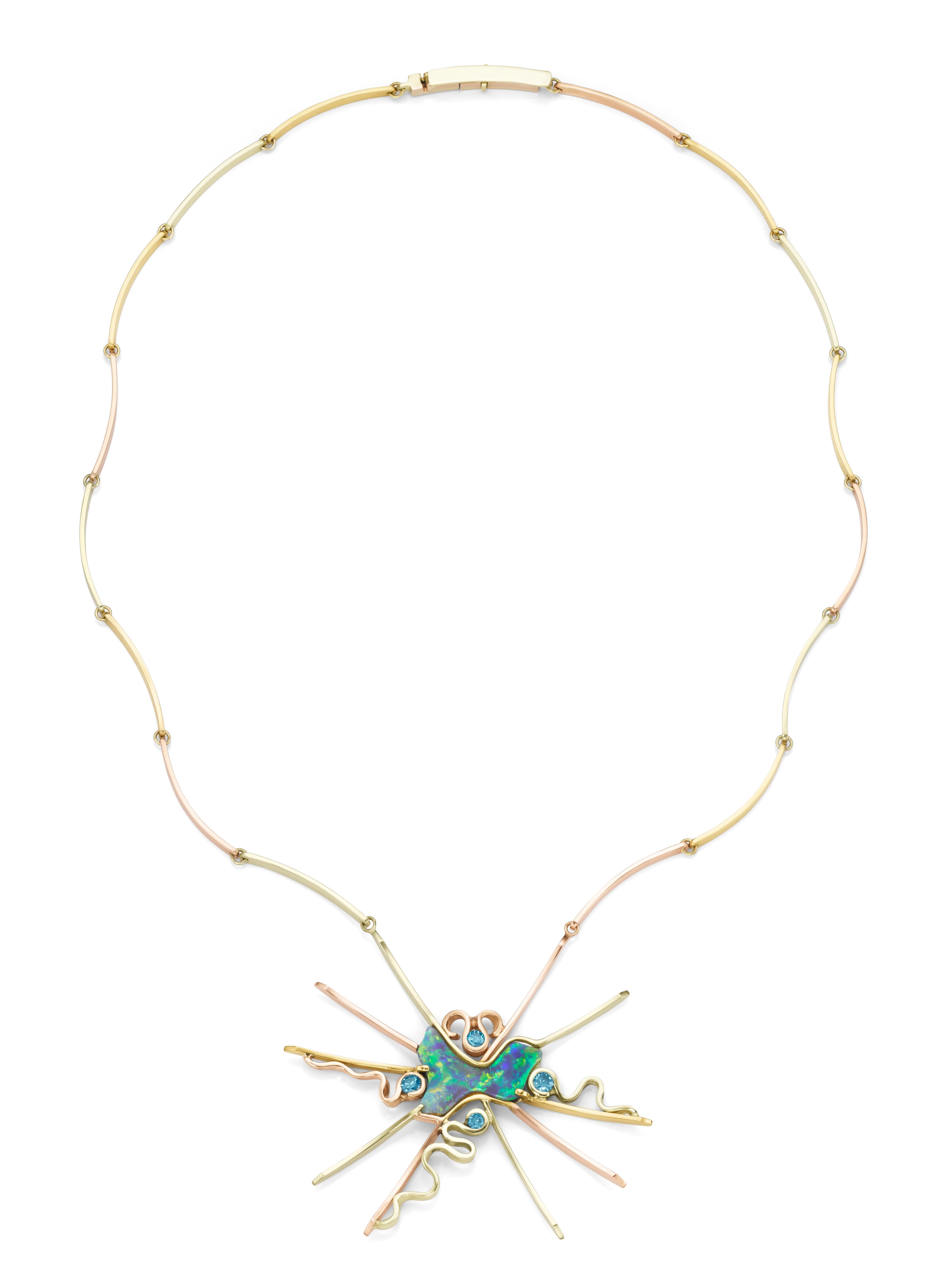 Taglio brillante Brillianti fatti a mano in oro Collier Opale Nero con montatura a corona in vendita