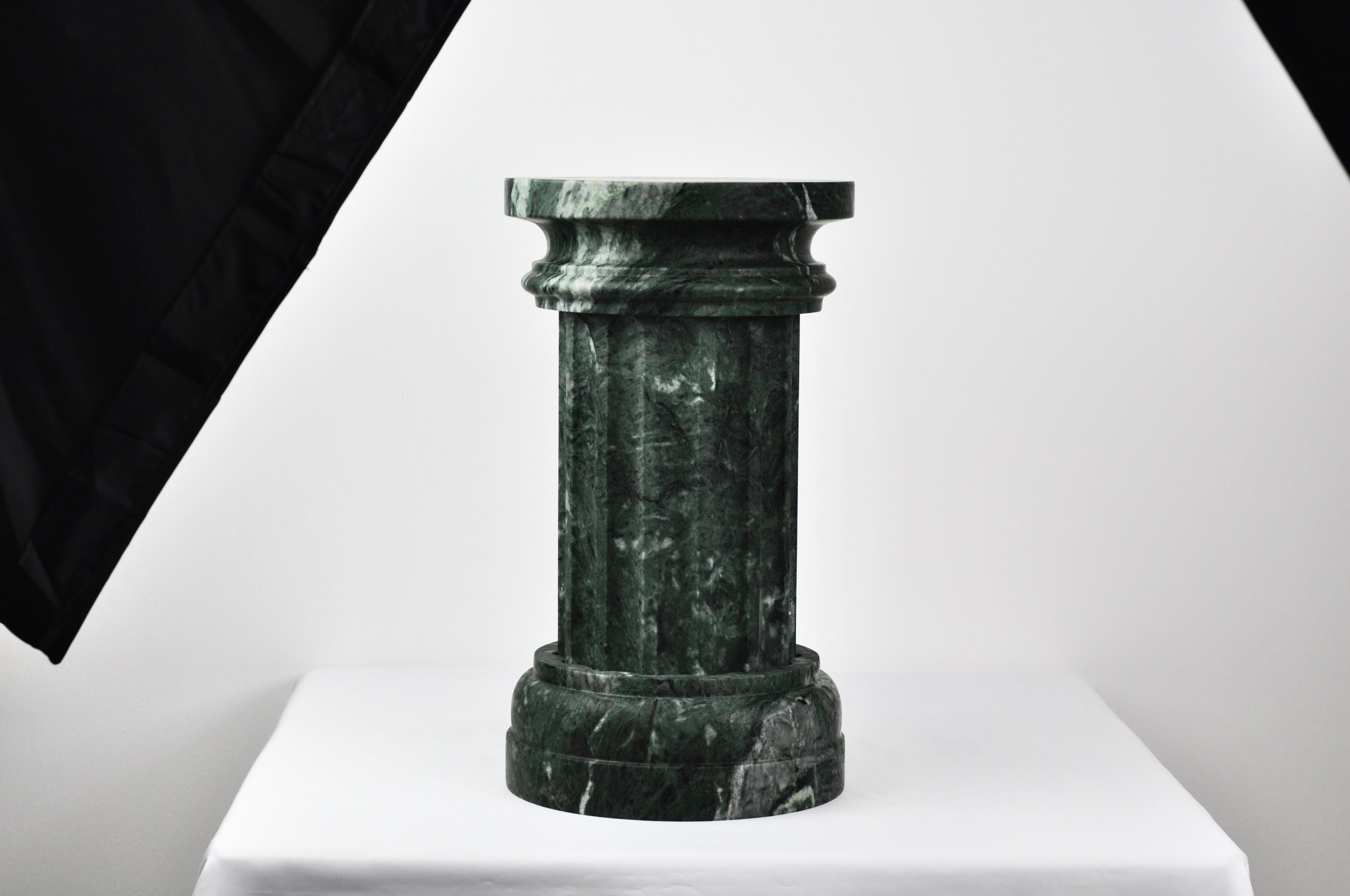 Handmade Column Vase POR  TAN  TE in satin black Marquina marble For Sale 3