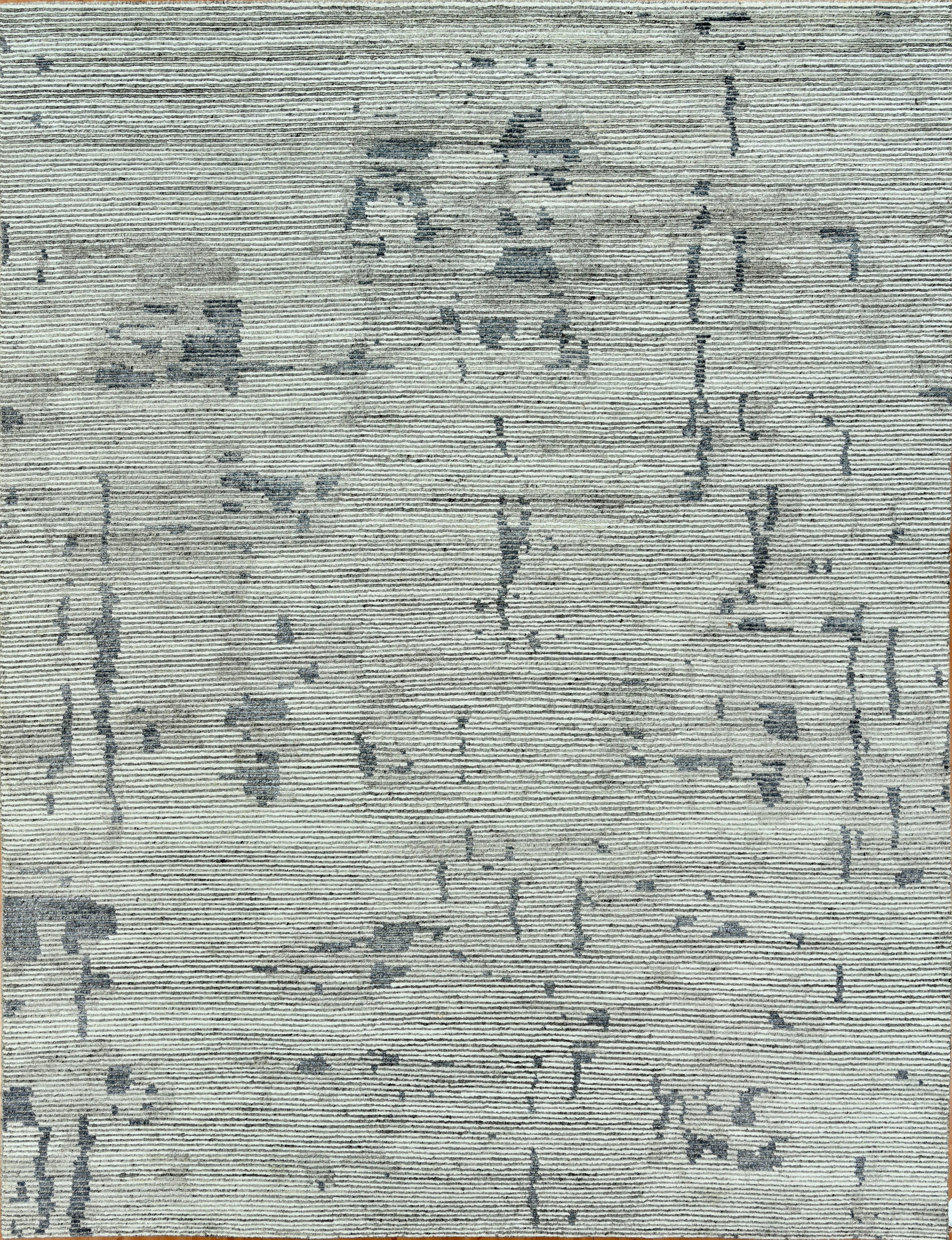 Handmade Contemporary Abstract Rug in Beige and Soft Grey For Sale