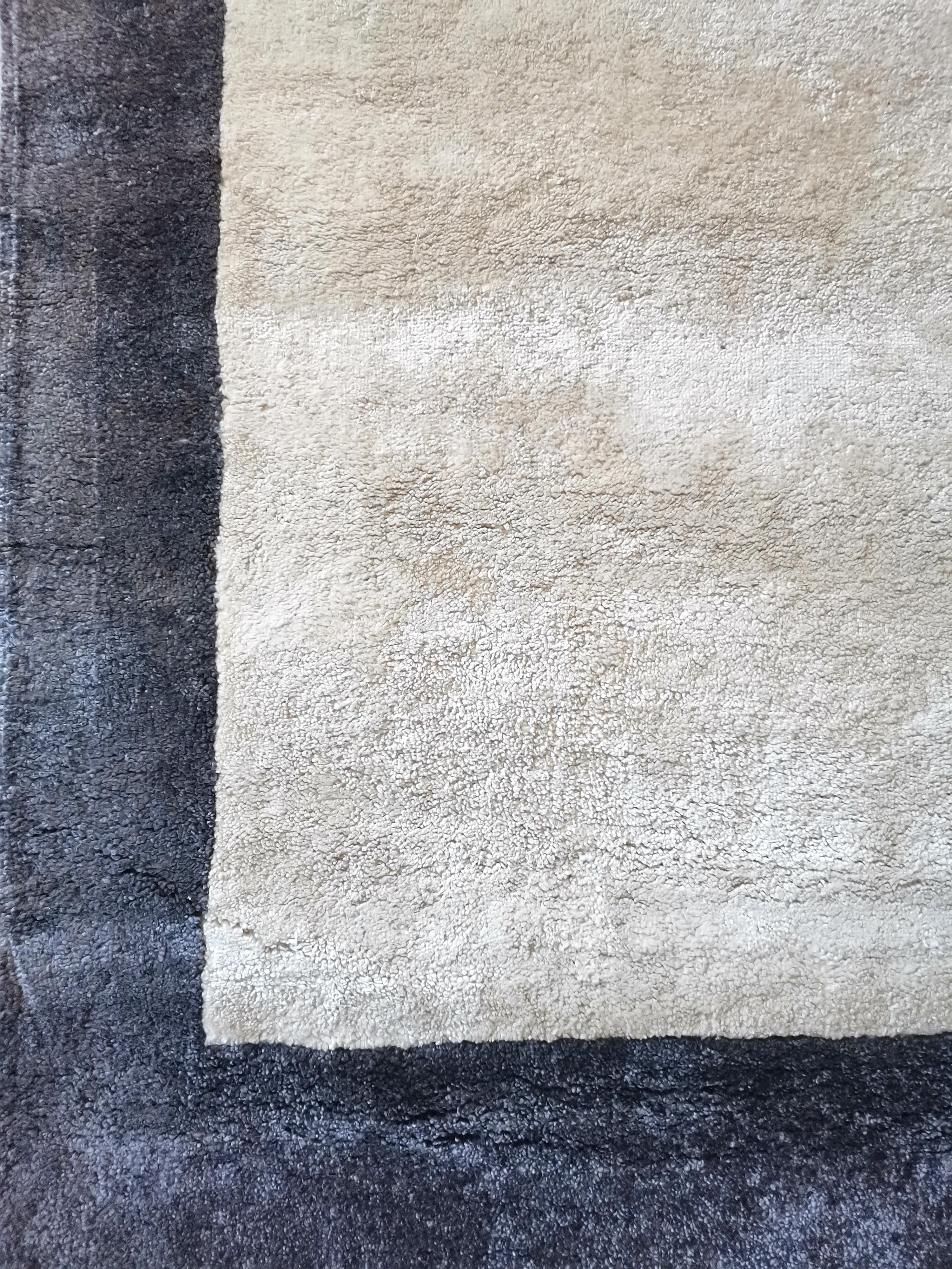 Spagnolo Tappeto contemporaneo fatto a mano, Elysee Design,  9' x 12', seta di bambù in vendita