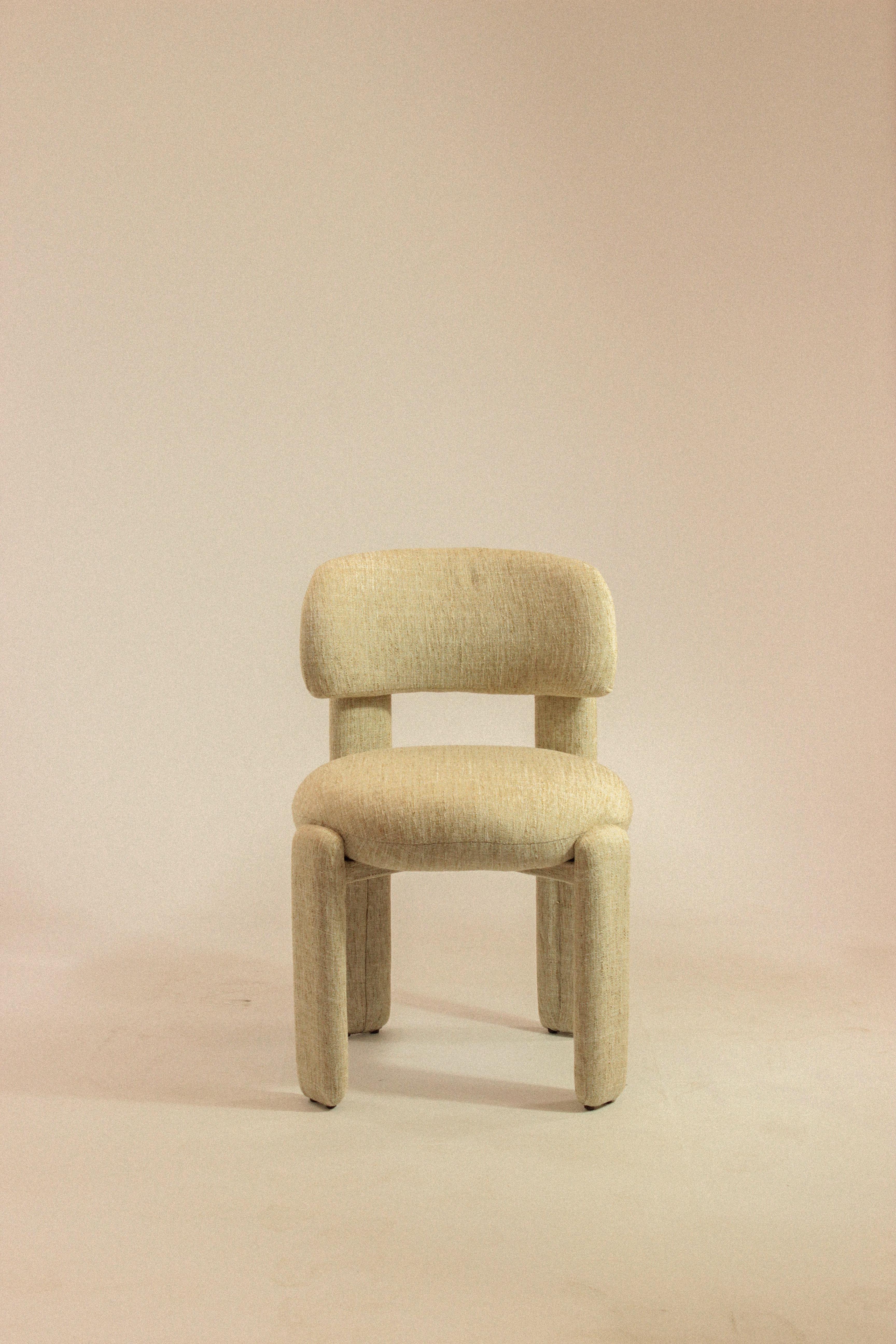 Postmoderno Mambo contemporaneo fatto a mano Idee illimitate Choux vienna beige Sedia in vendita