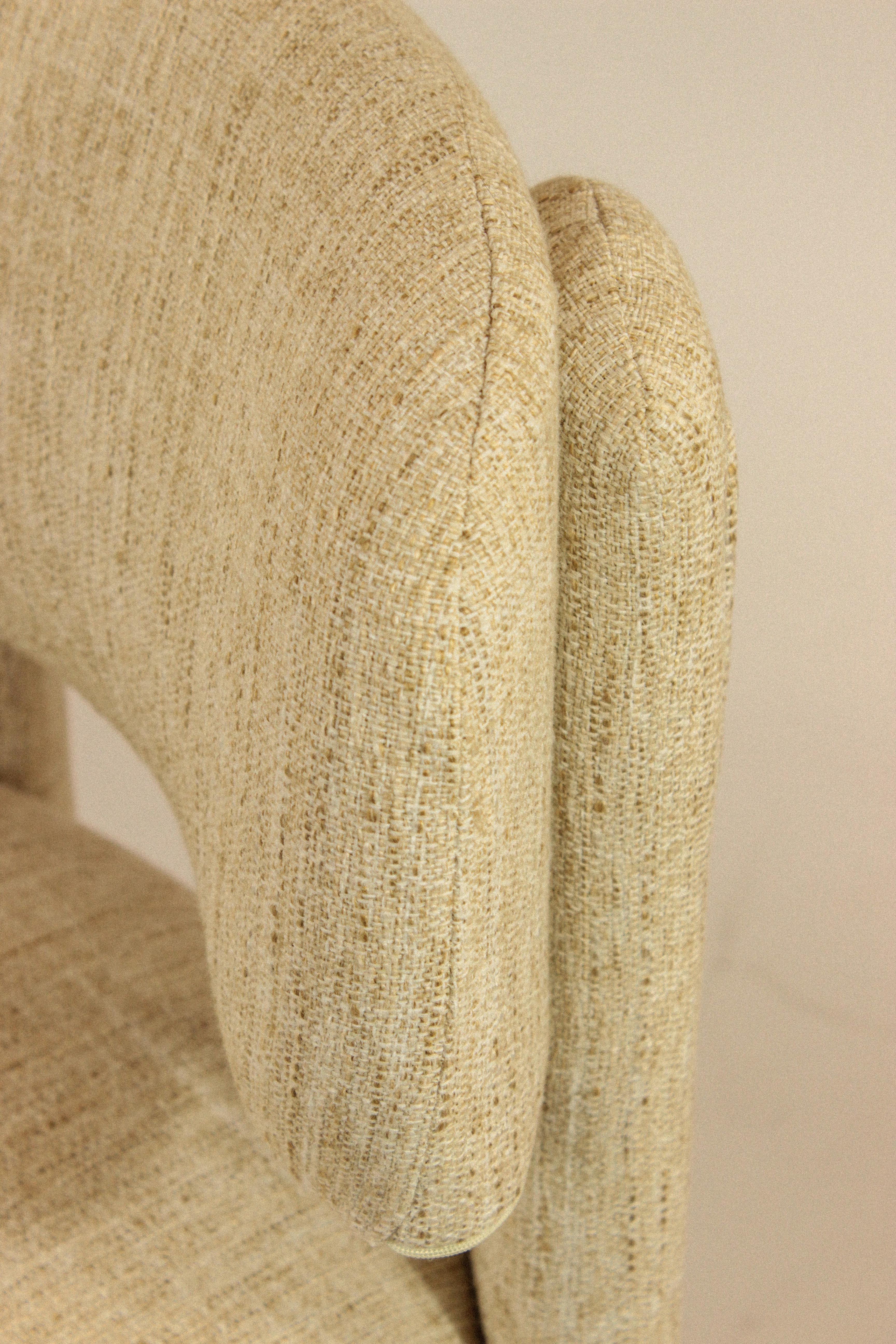 XXI secolo e contemporaneo Mambo contemporaneo fatto a mano Idee illimitate Choux vienna beige Sedia in vendita