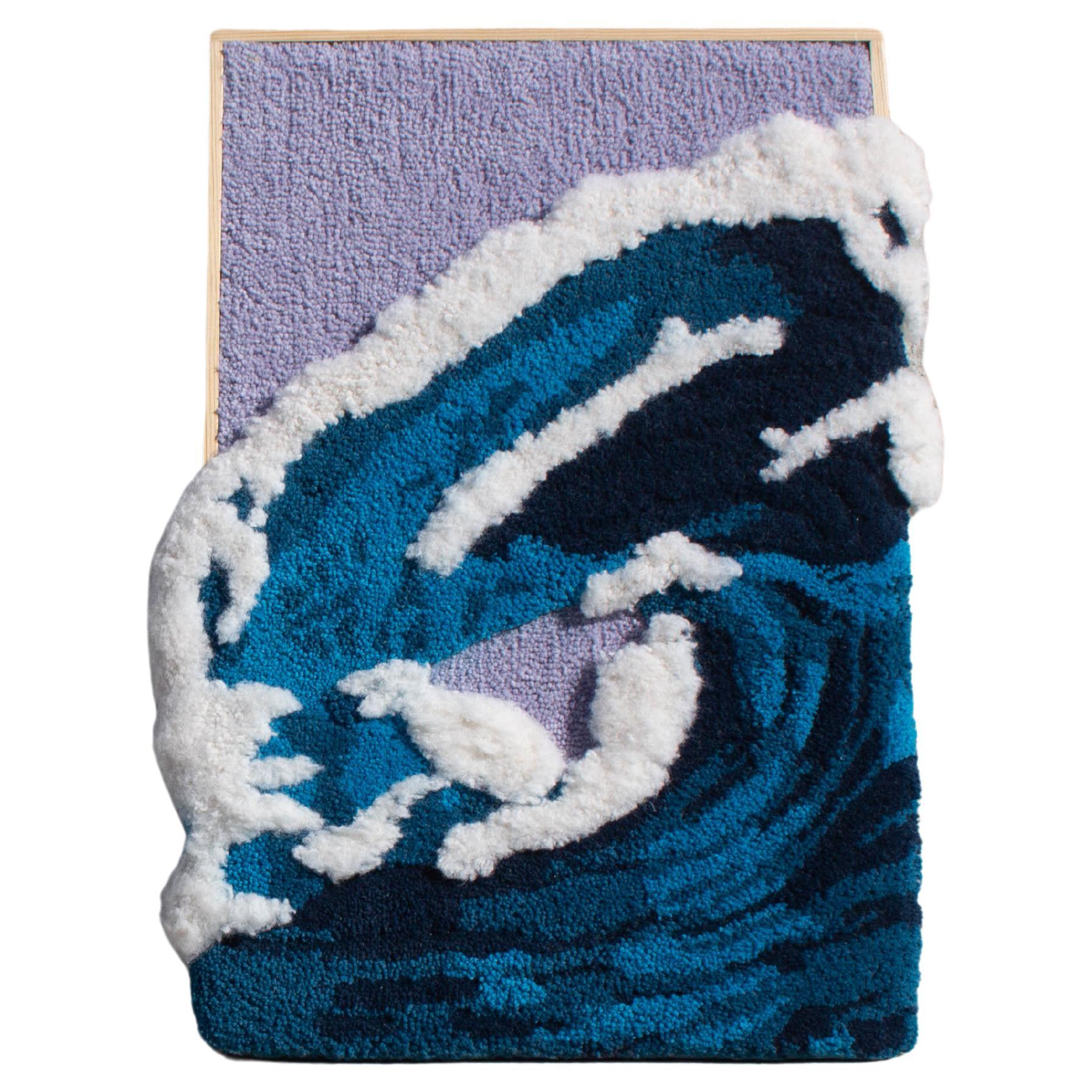 Tapisserie murale contemporaine en laine, art textile de tonneau de vague bleue par OHXOJA