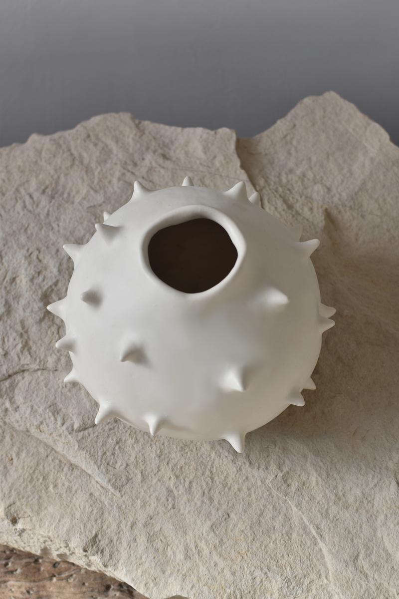 Handmade Spikes White Round Ceramic Vase For Sale 3