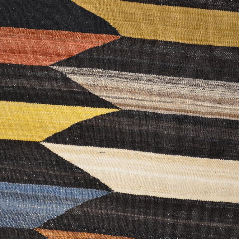 Handmade Contemporary Wool Kilim, Mazandaran Multi-Color Design. 2.70 x 1.90 m For Sale 1