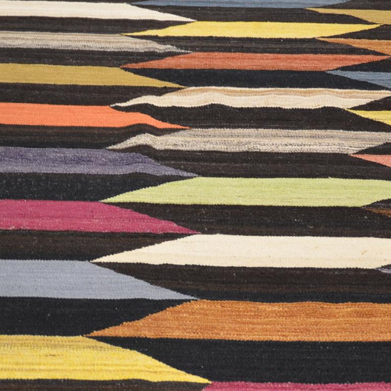 Handmade Contemporary Wool Kilim, Mazandaran Multi-Color Design. 2.70 x 1.90 m For Sale 4