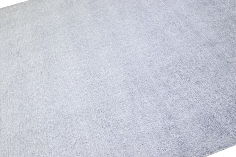 Solid Color Silk Rug Handmade Contemporary Wool and Silk Rug With A Solid Light Gray Motif ...