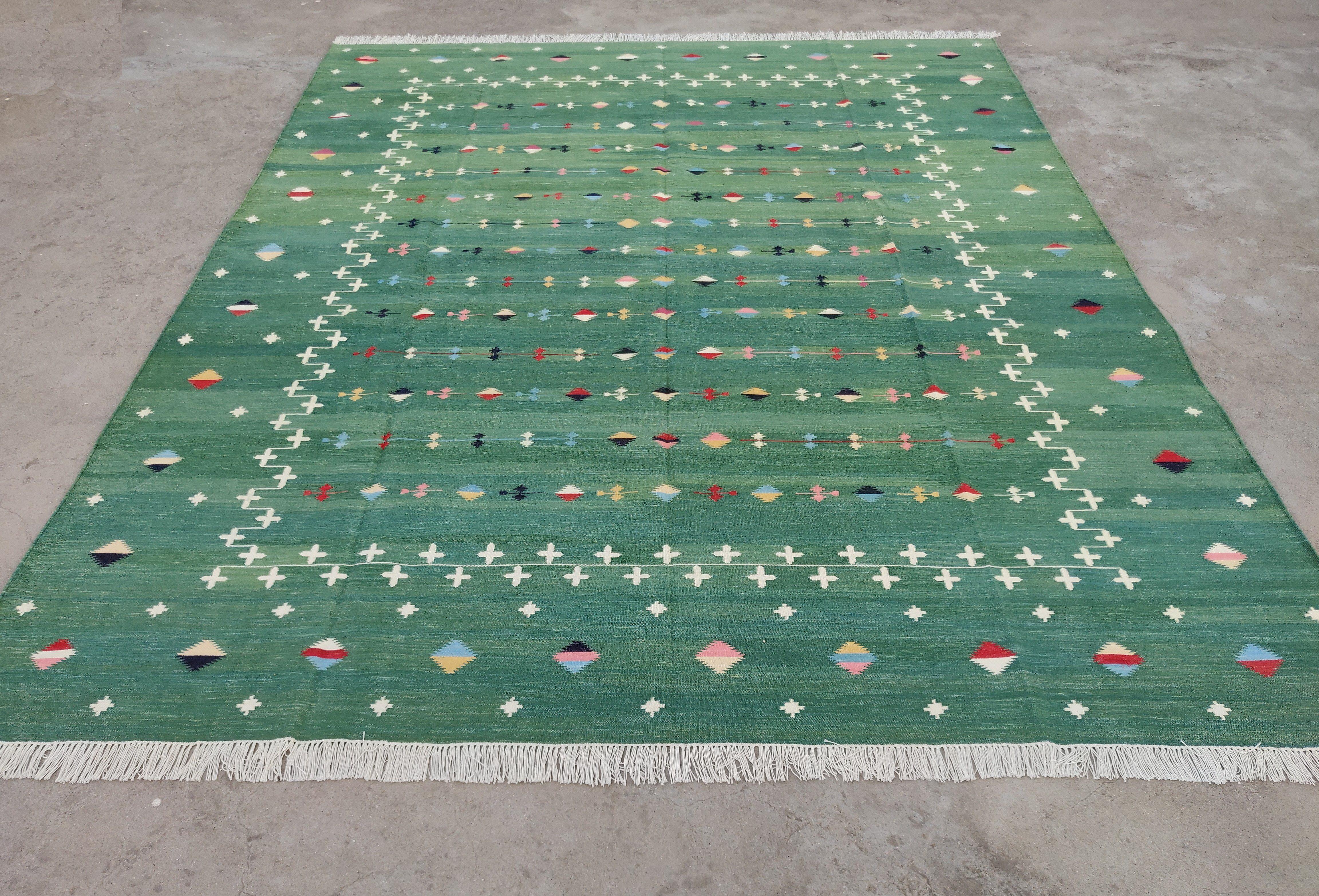 Contemporary Handmade Cotton Area Flat Weave Rug, 10x10 Green Indian Shooting Star Dhurrie For Sale