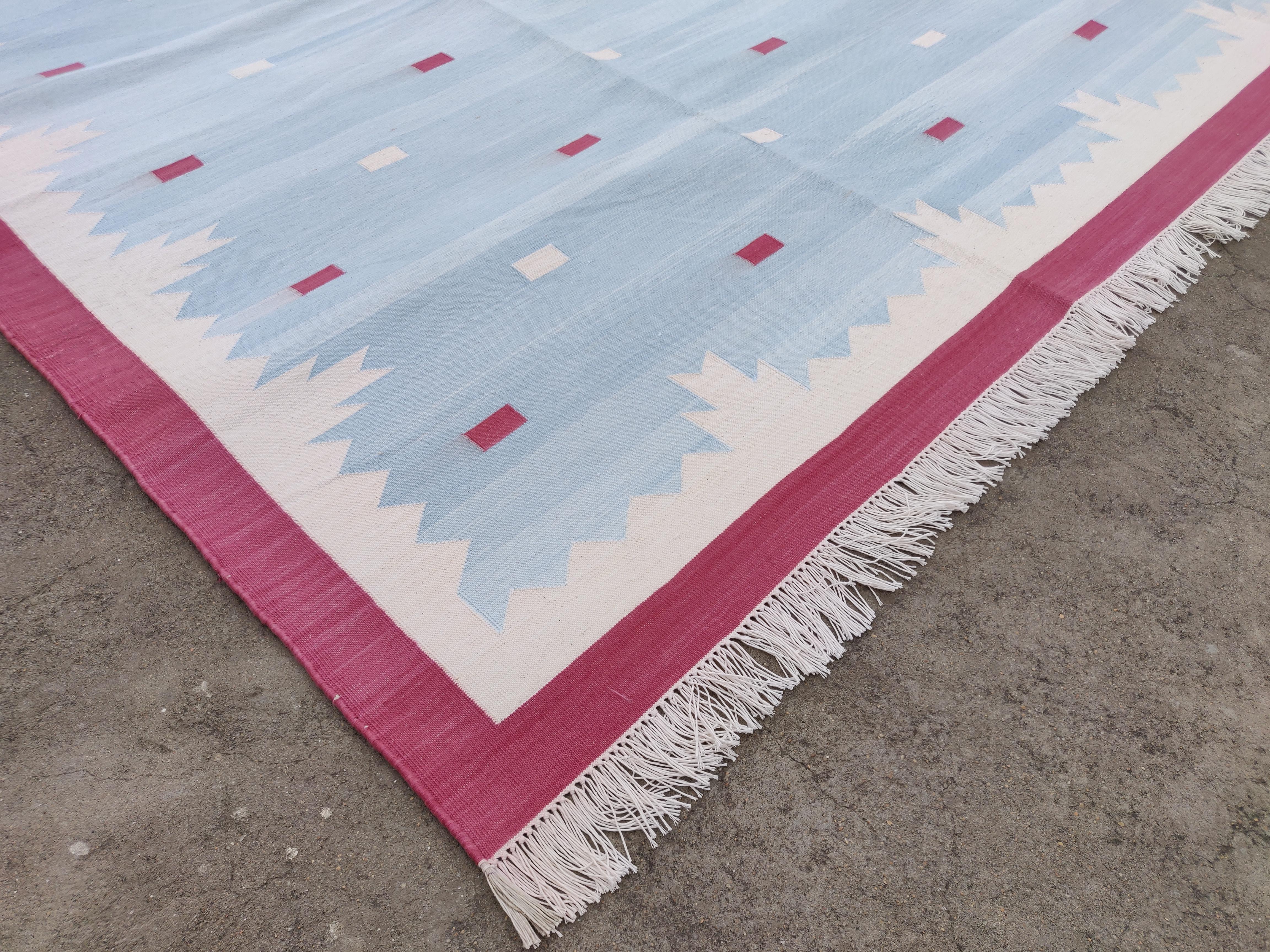 Mid-Century Modern Handmade Cotton Area Flat Weave Rug, 10x14 Blue And Pink Geometric Indian Rug For Sale