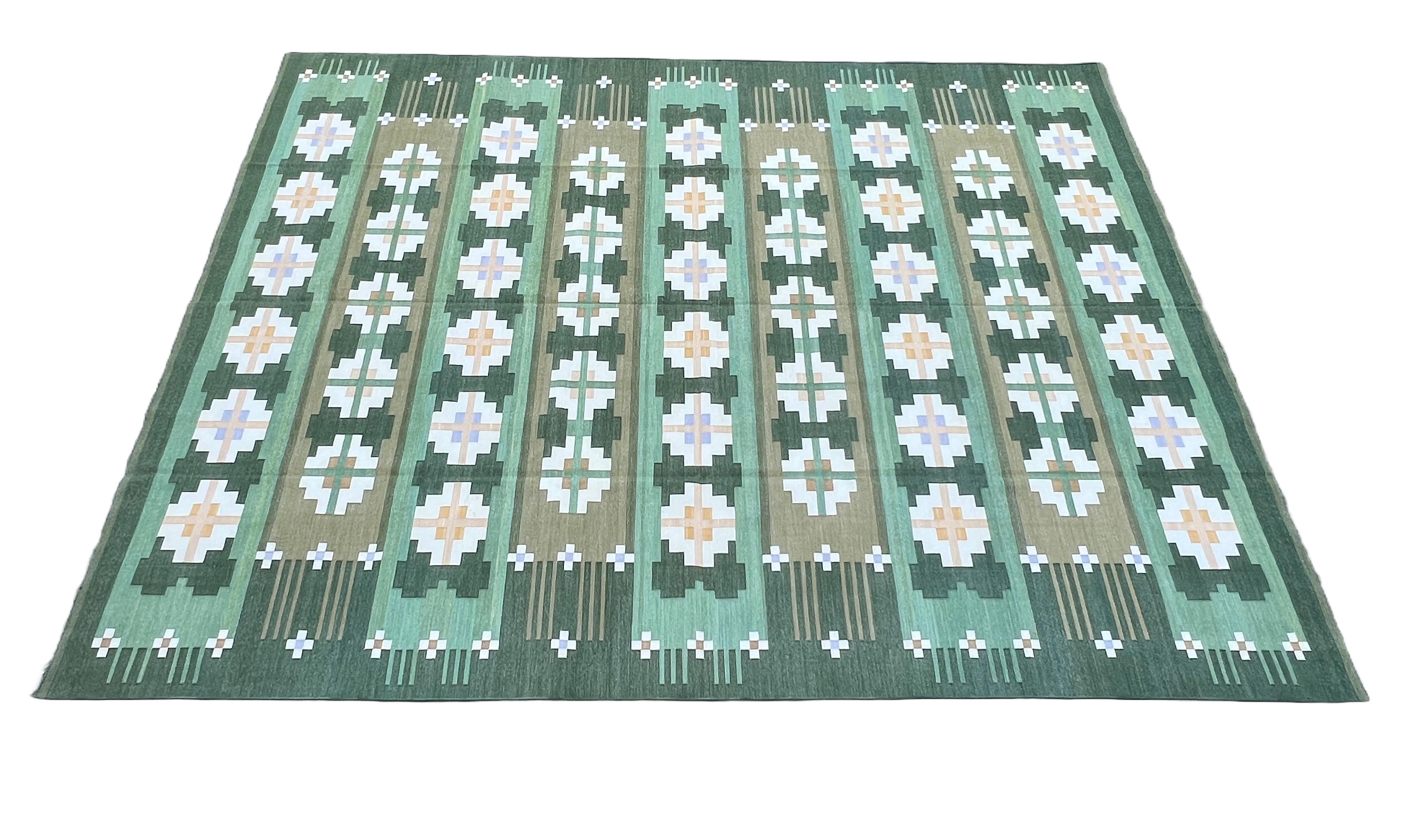 Handmade Cotton Area Flat Weave Rug, 10x14 Green, Cream Geometric Indian Dhurrie For Sale 5