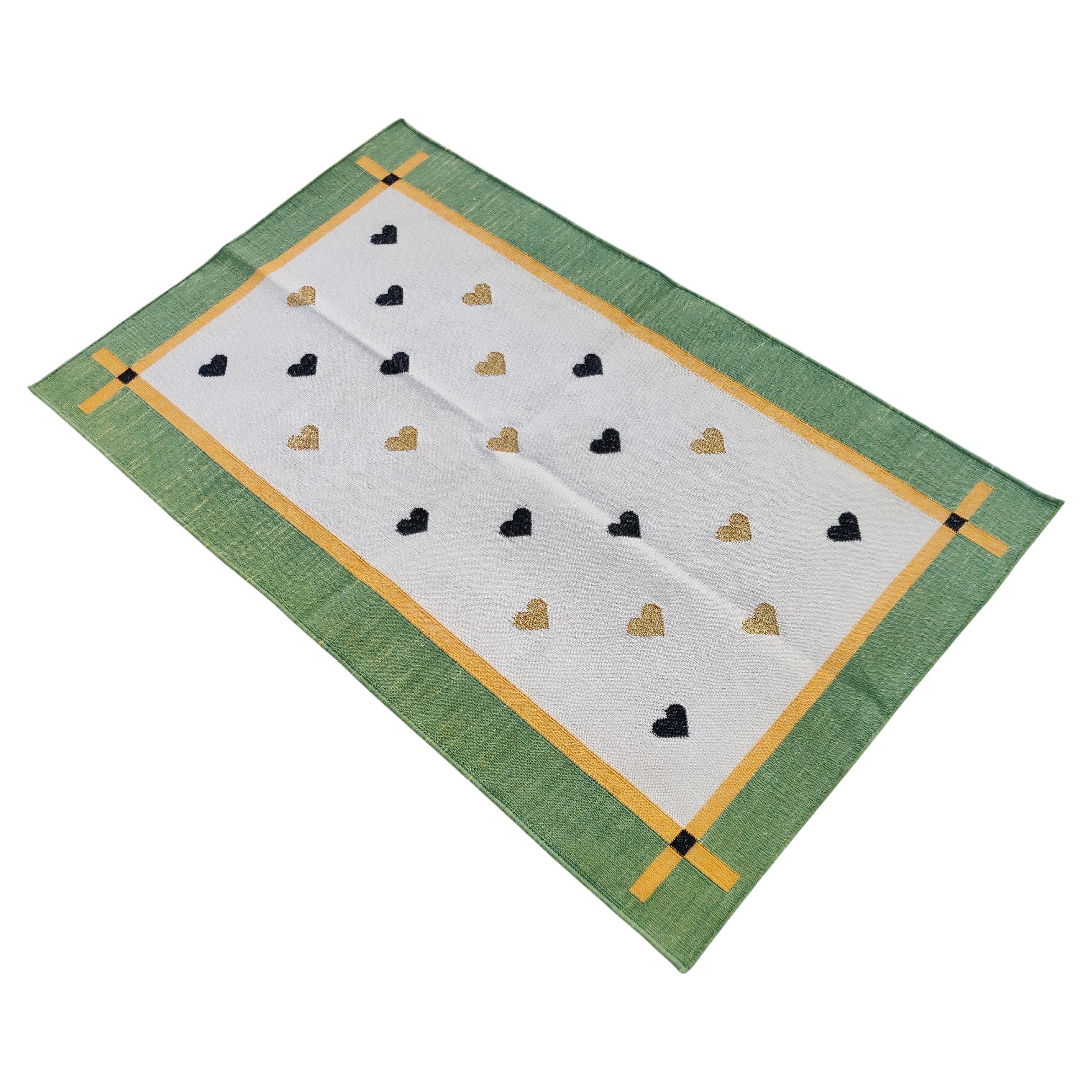 Handmade Cotton Area Flat Weave Rug, 2.5x4 Cream And Green Heart Indian Dhurrie For Sale