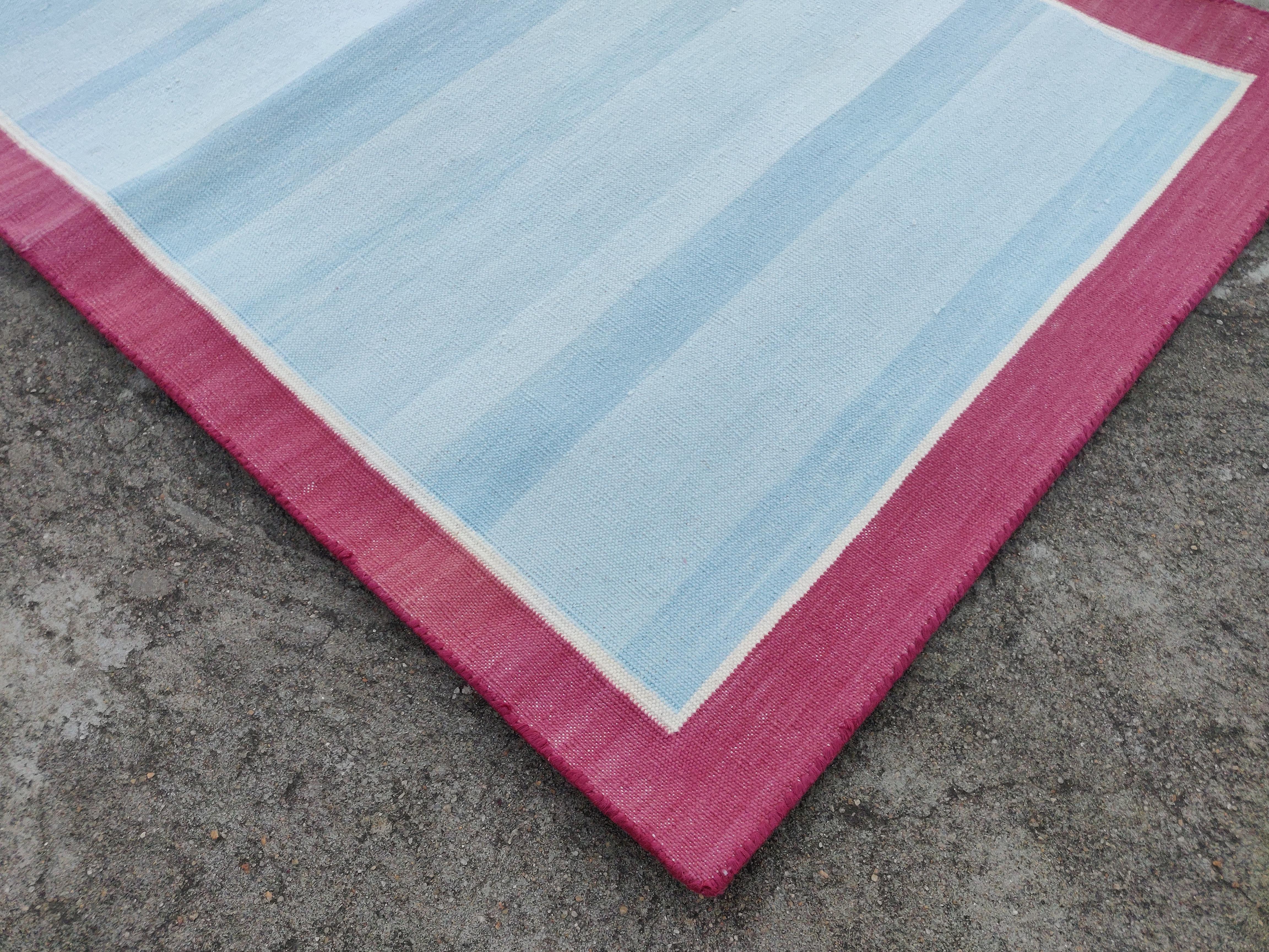 Mid-Century Modern Handmade Cotton Area Flat Weave Rug, 2x3 Blue And Pink Bordered Indian Dhurrie For Sale