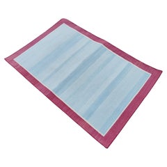 Handgefertigter Flachgewebe-Teppich aus Baumwolle, 2x3 Blauer und rosafarbener geraffter indischer Dhurrie