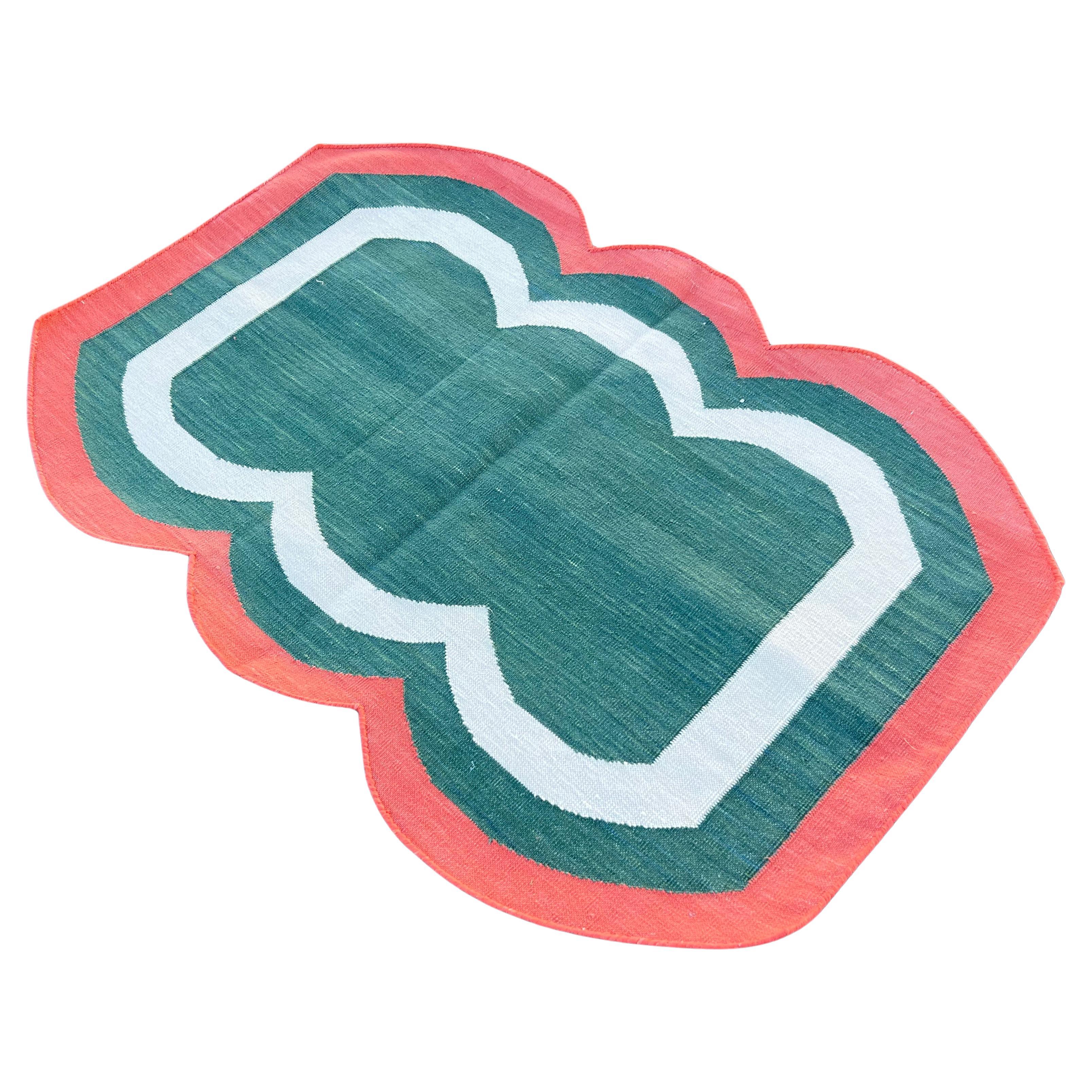 Handmade Cotton Area Flat Weave Rug, 2x3 Green And Coral Scallop Indian Dhurrie For Sale