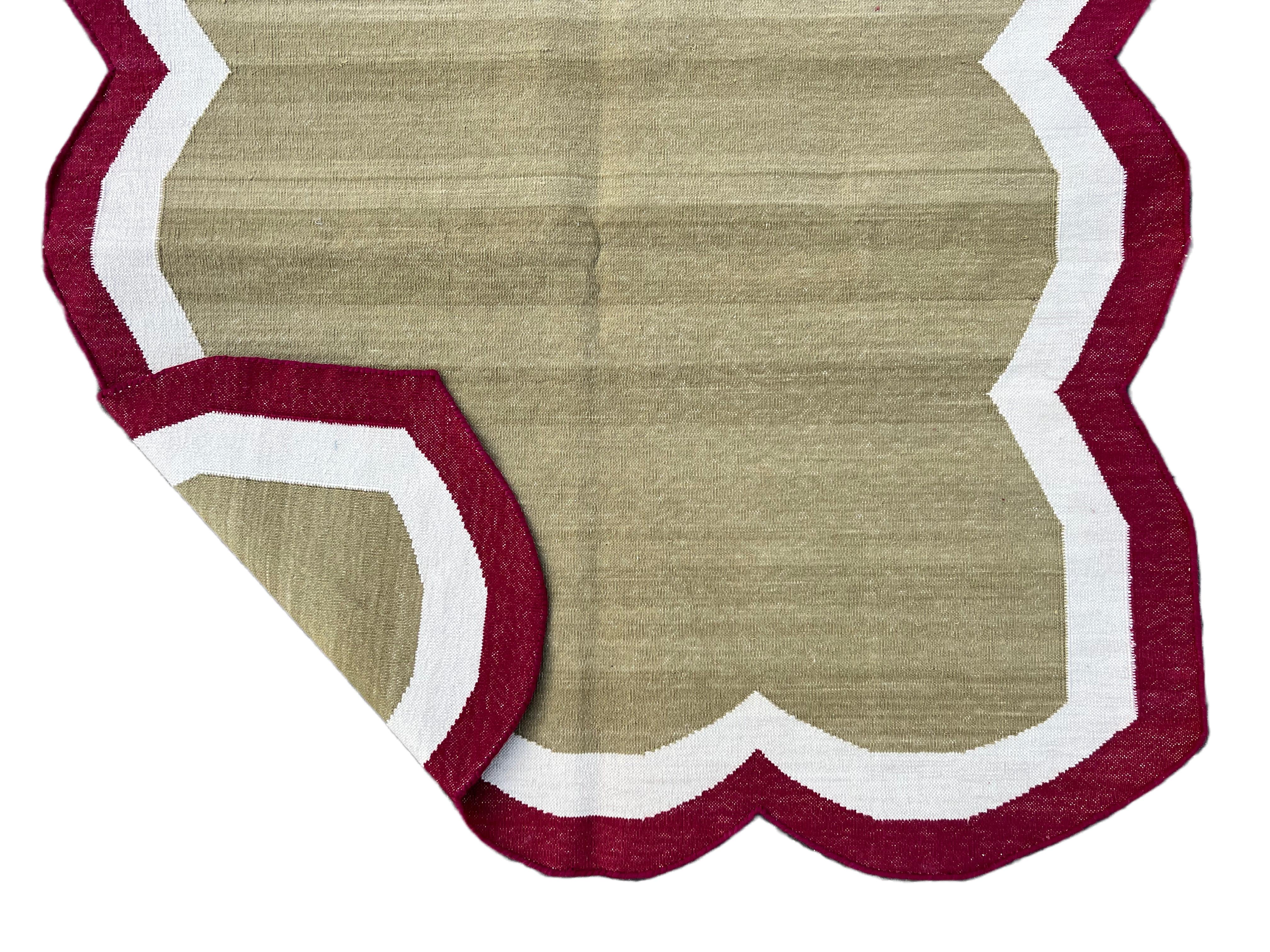 Tessuto a mano Tappeto a tessitura piatta in cotone fatto a mano, 3x3 Greene & Greene & Kilim Dhurrie smerlato rosso in vendita