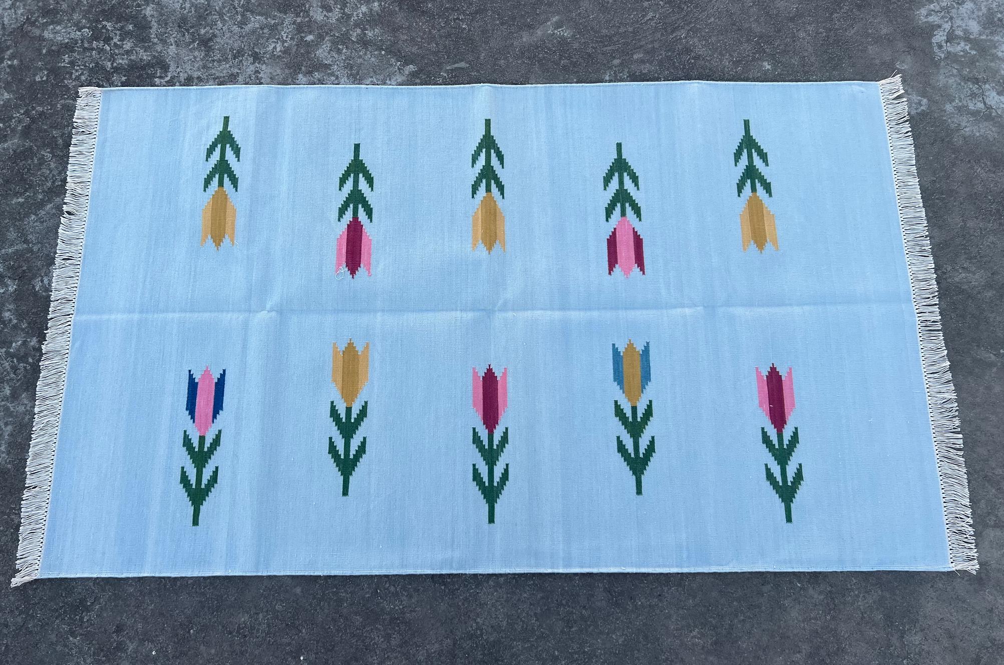 Handgefertigter Flachgewebe-Teppich aus Baumwolle, 3x5 Blaues und grünes Blatt Indischer Dhurrie-Teppich im Angebot 4